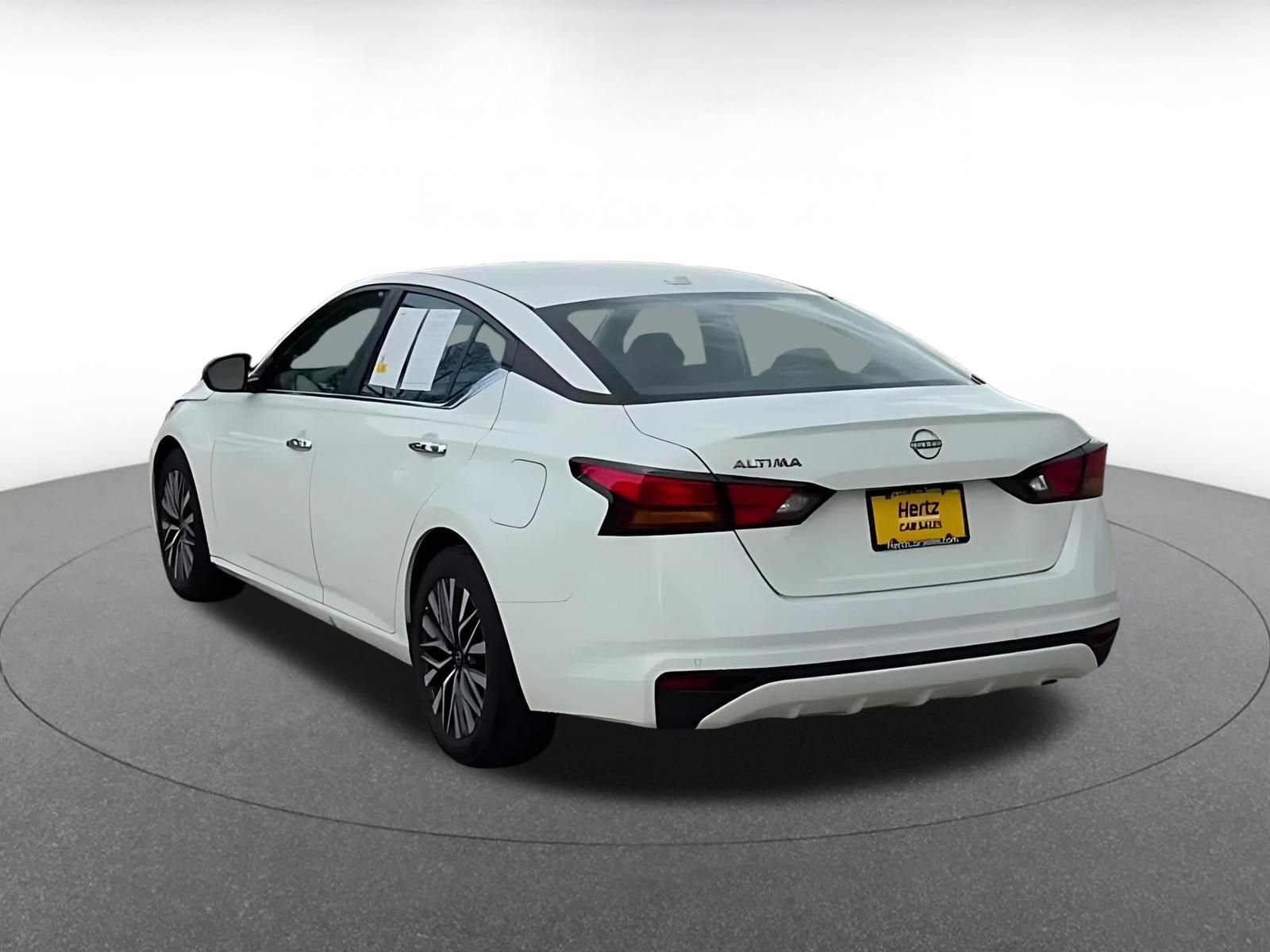 Thumbnail: 2025 Nissan Altima - 11