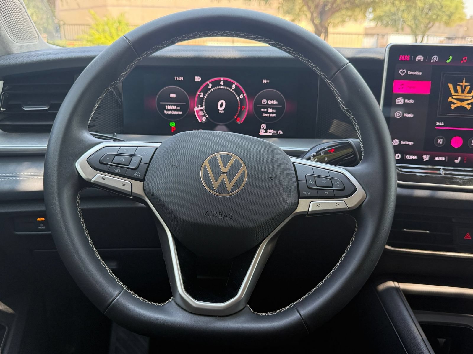 Thumbnail: 2026 Volkswagen Tiguan - 30