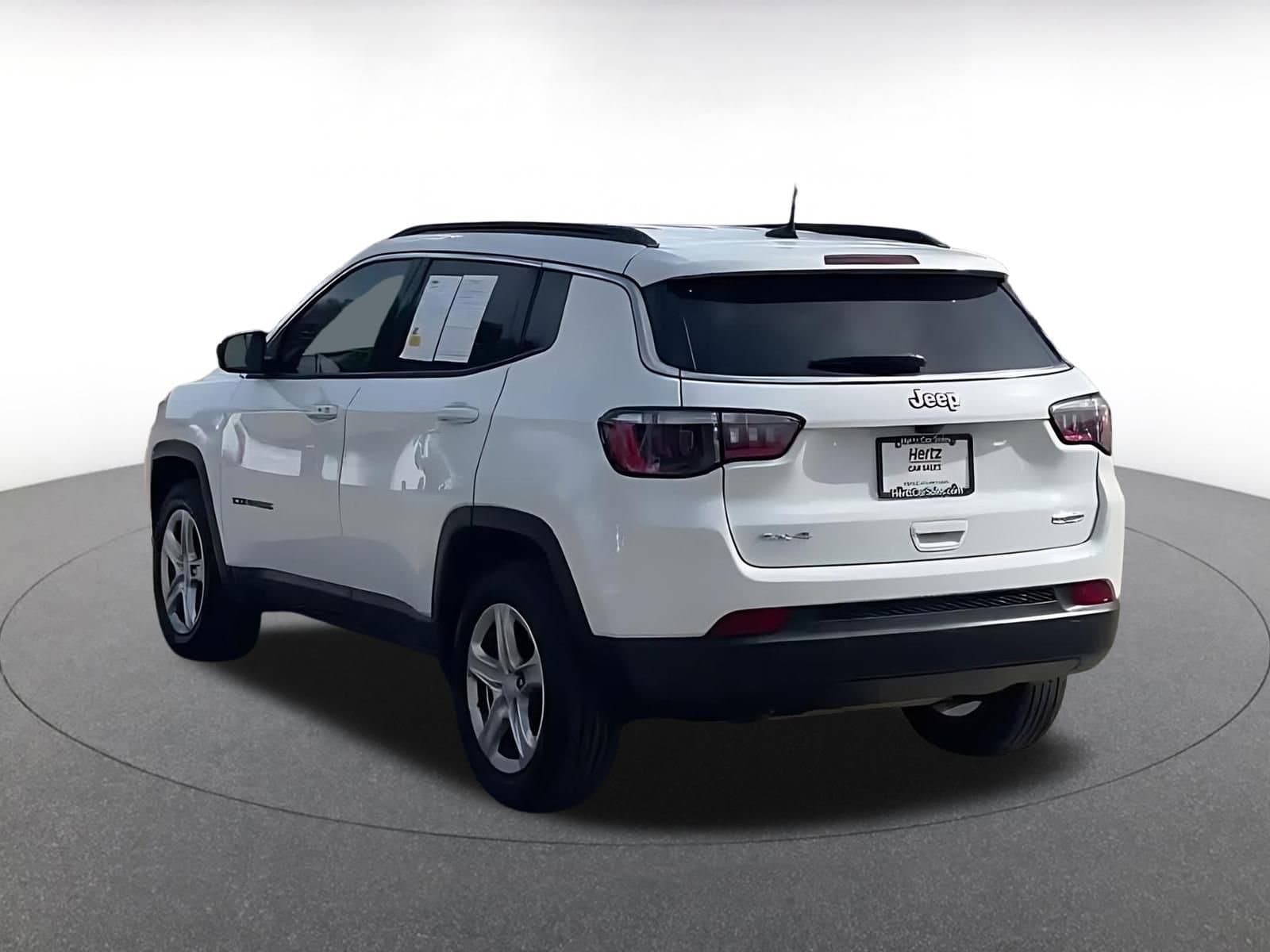 Thumbnail: 2023 Jeep Compass - 4
