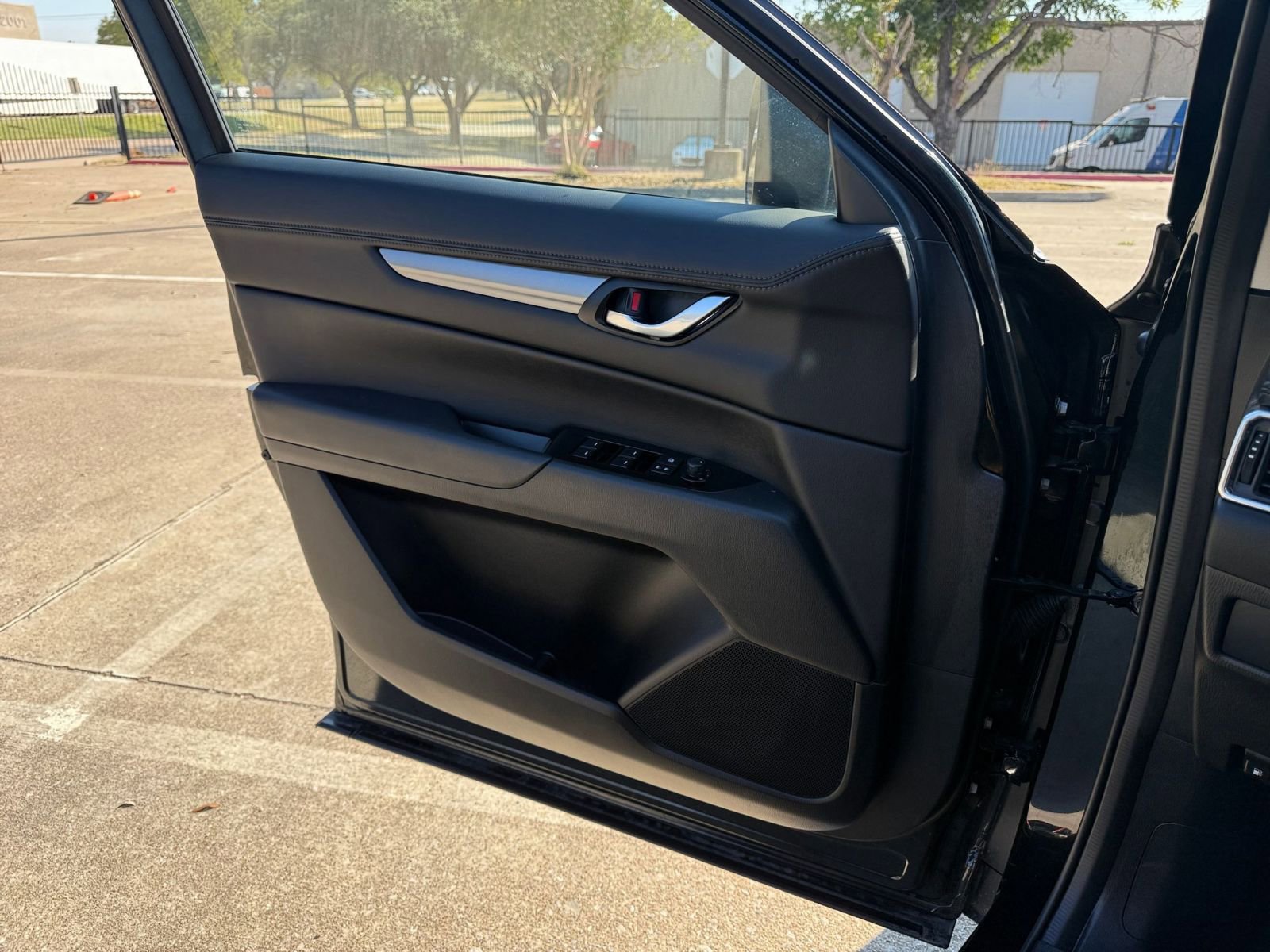 Thumbnail: 2025 Mazda CX-5 - 20