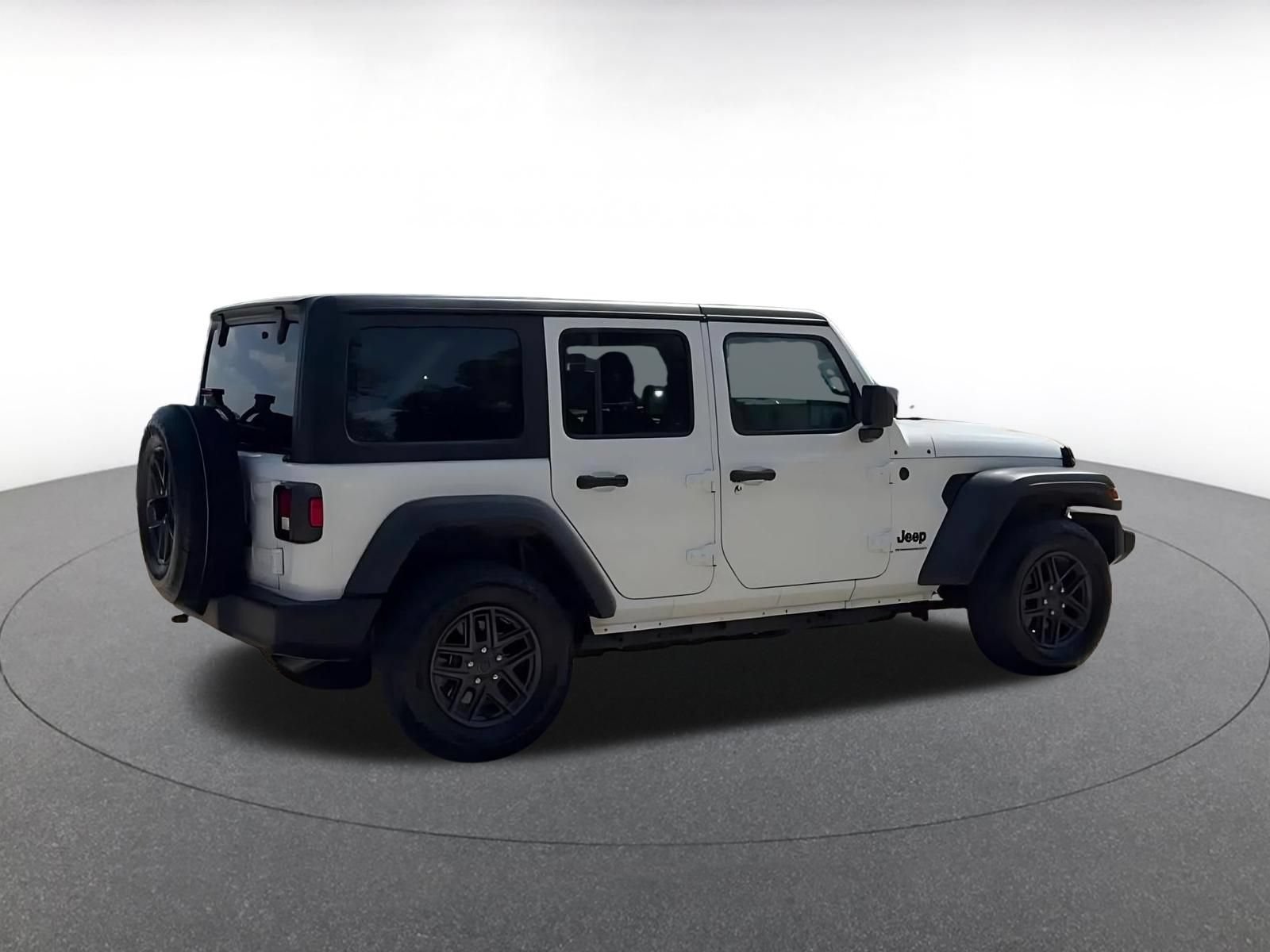 Thumbnail: 2025 Jeep Wrangler - 14