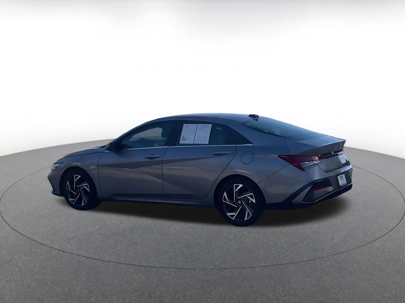 Thumbnail: 2025 Hyundai Elantra - 9