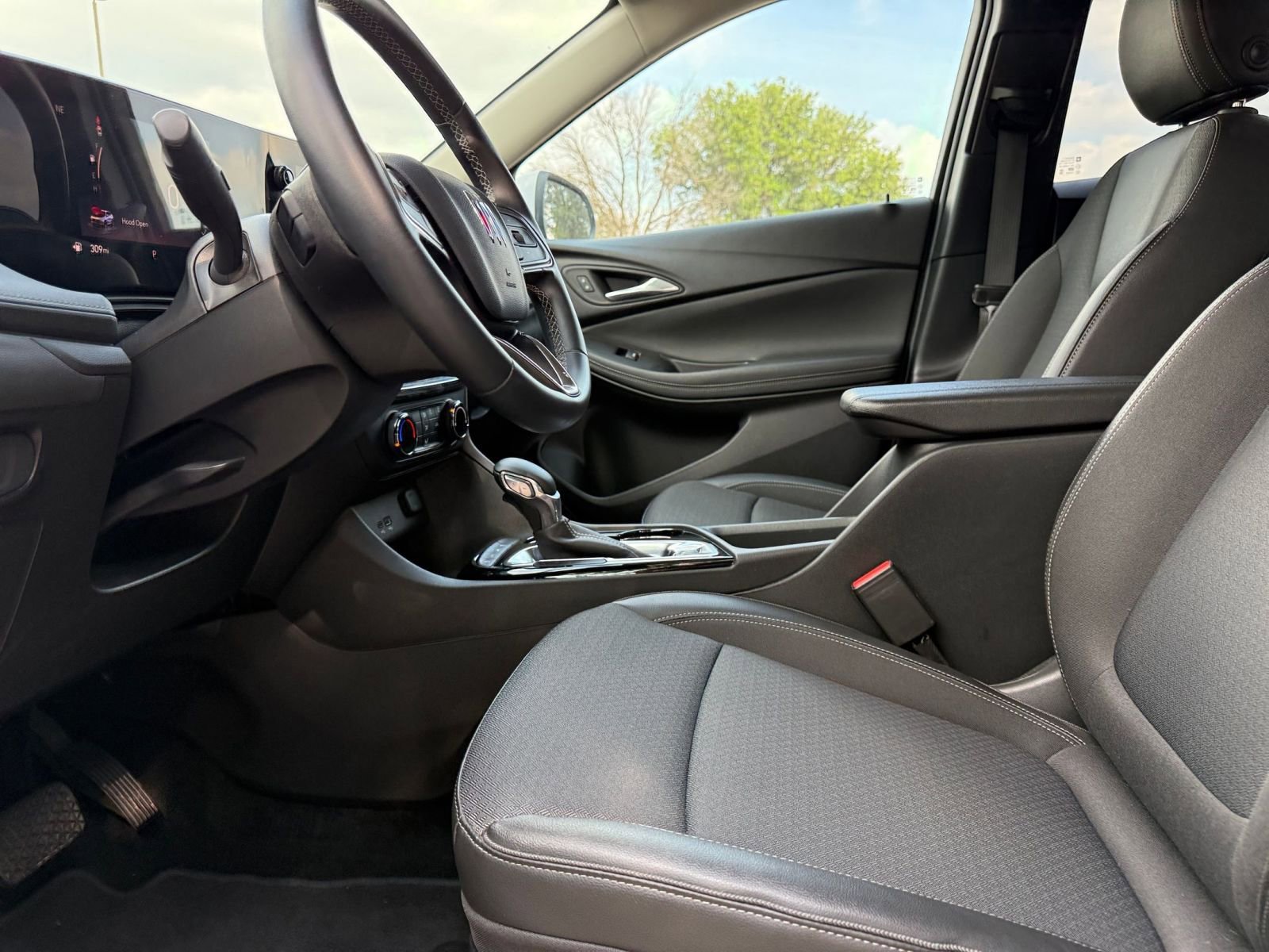 Thumbnail: 2025 Buick Encore GX - 27