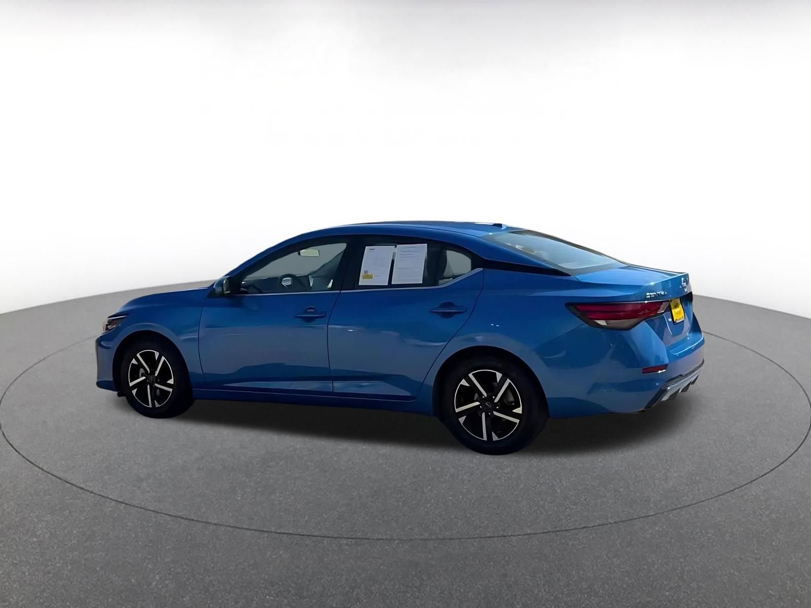 Thumbnail: 2025 Nissan Sentra - 10