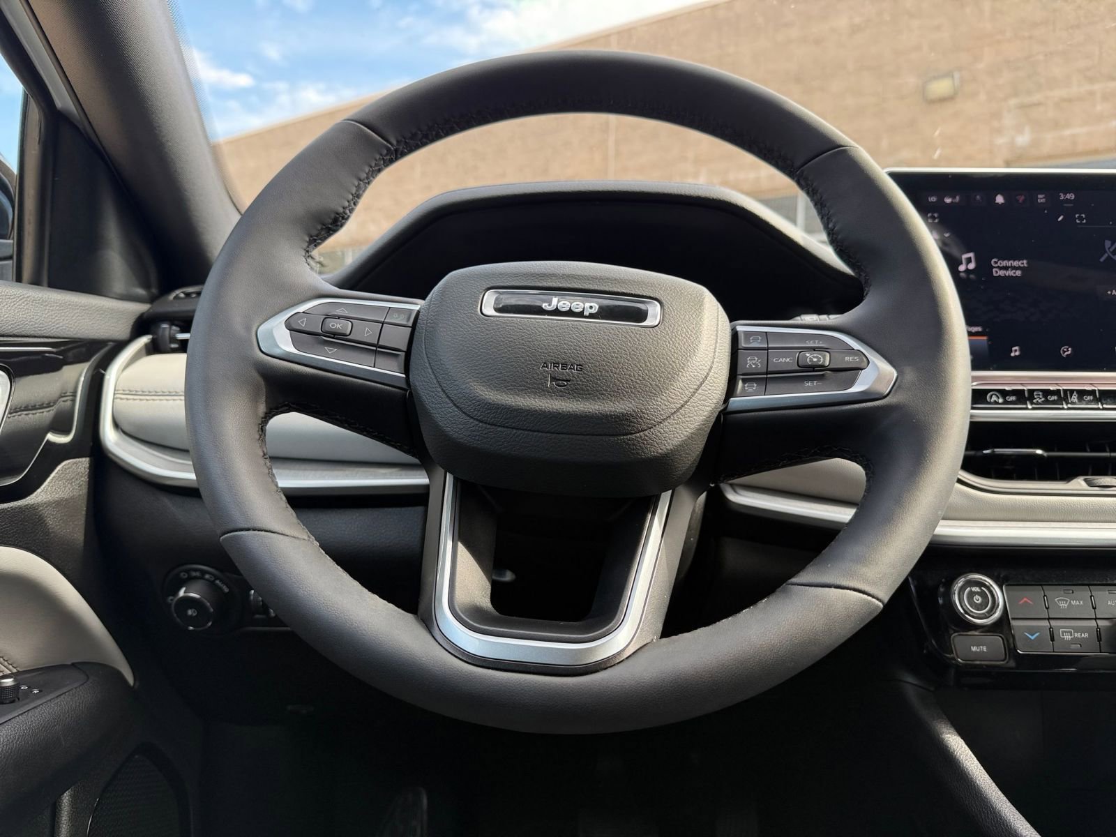 Thumbnail: 2025 Jeep Compass - 28