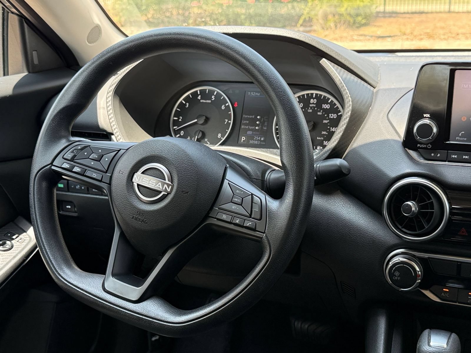 Thumbnail: 2025 Nissan Sentra - 33