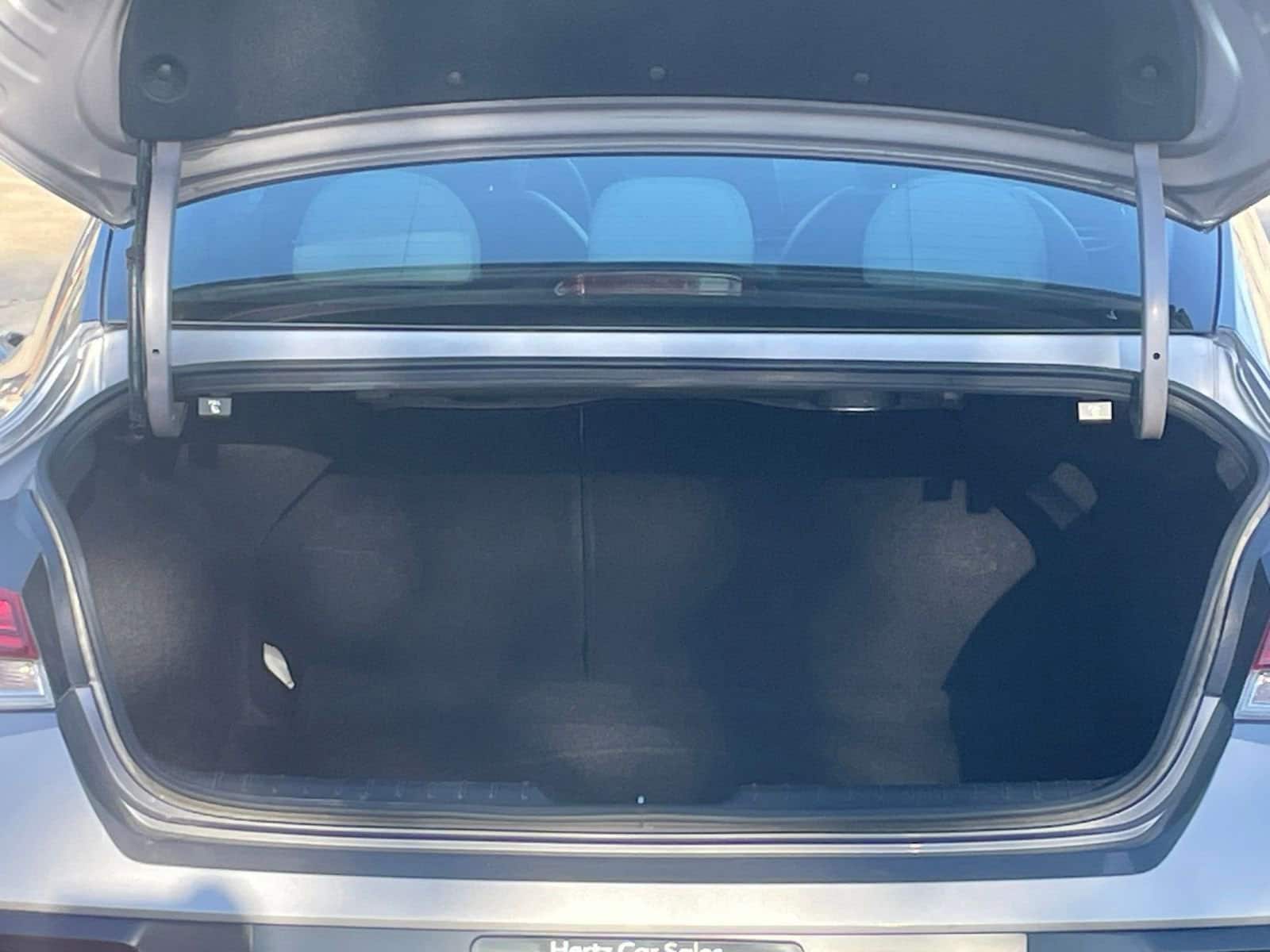 Thumbnail: 2025 Hyundai Elantra - 33