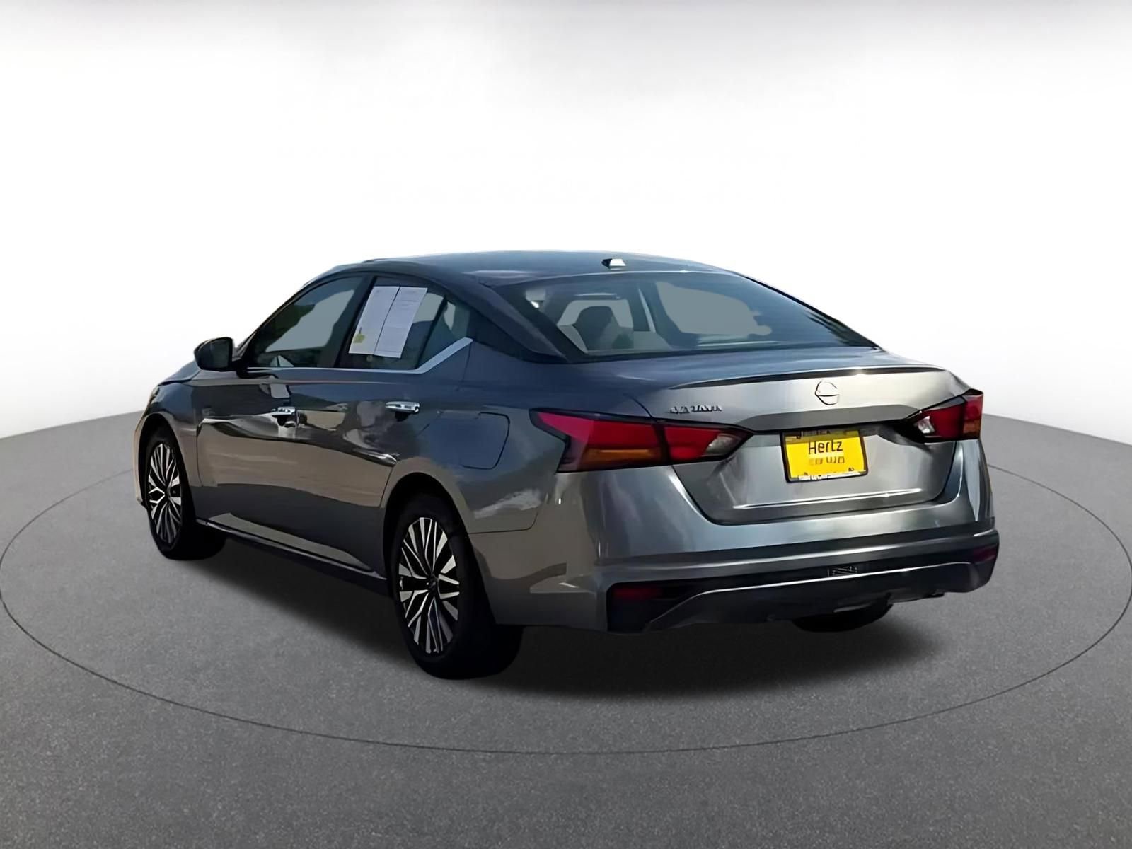 Thumbnail: 2025 Nissan Altima - 11