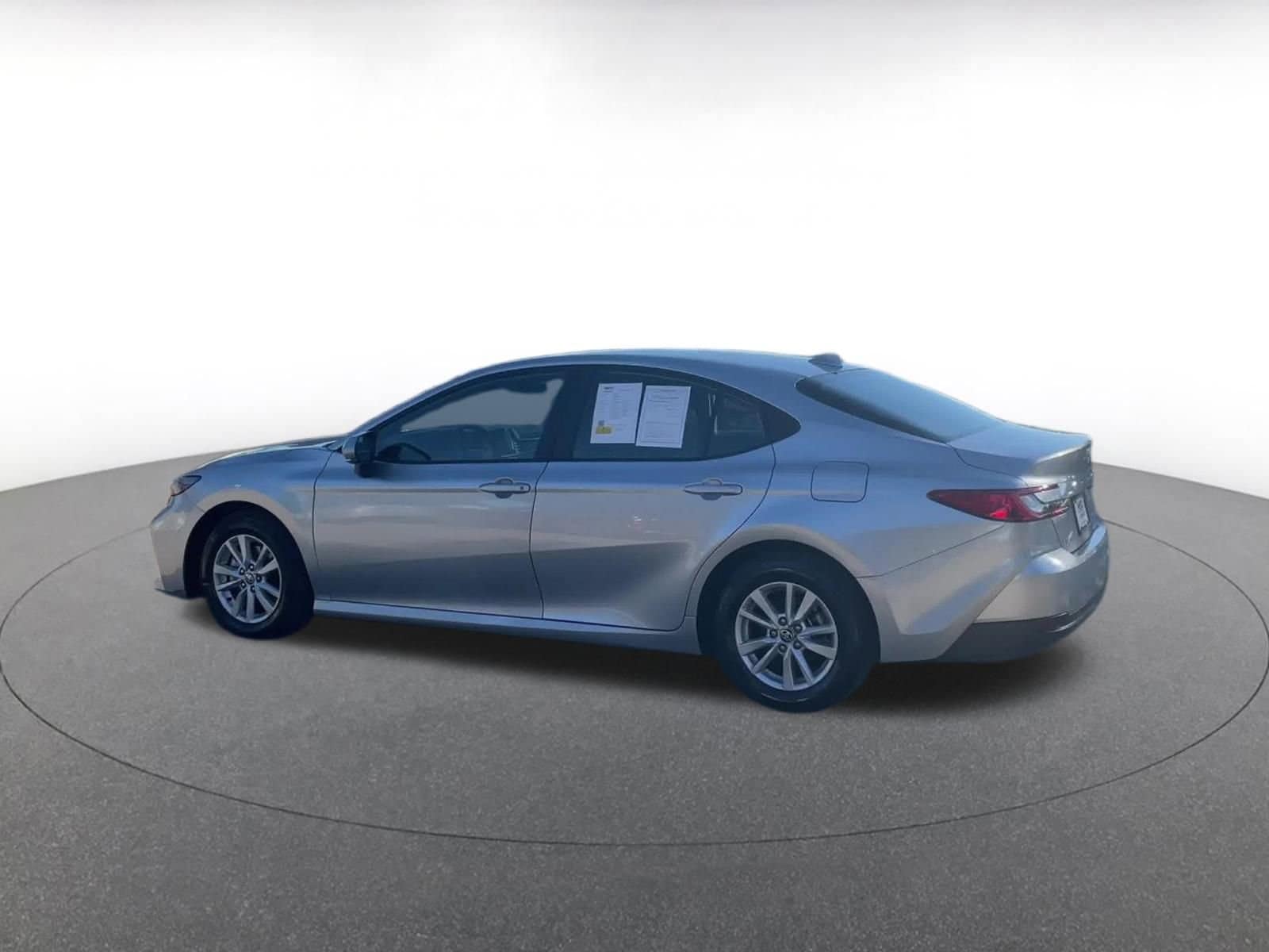 Thumbnail: 2025 Toyota Camry - 9