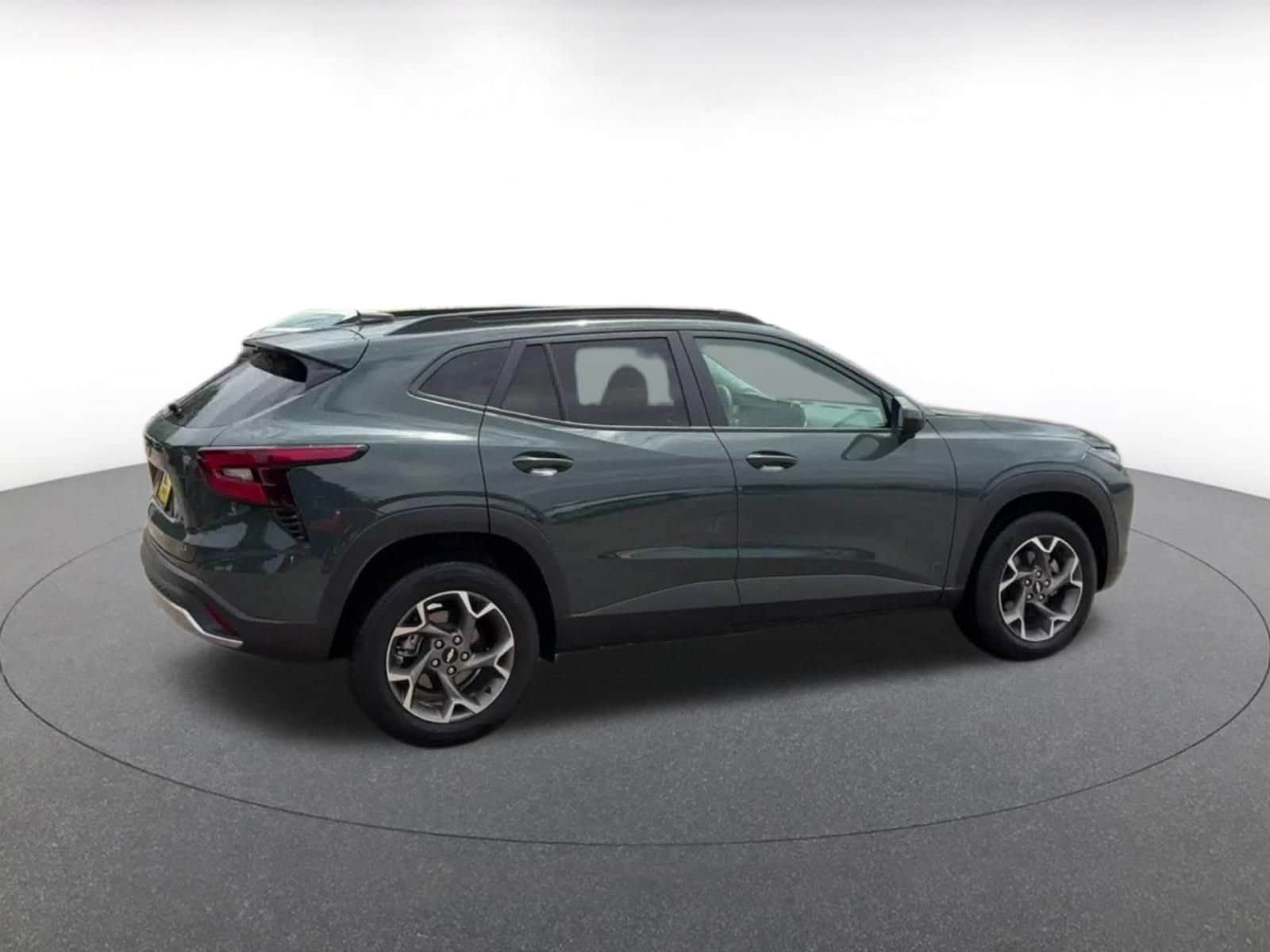 Thumbnail: 2025 Chevrolet Trax - 14