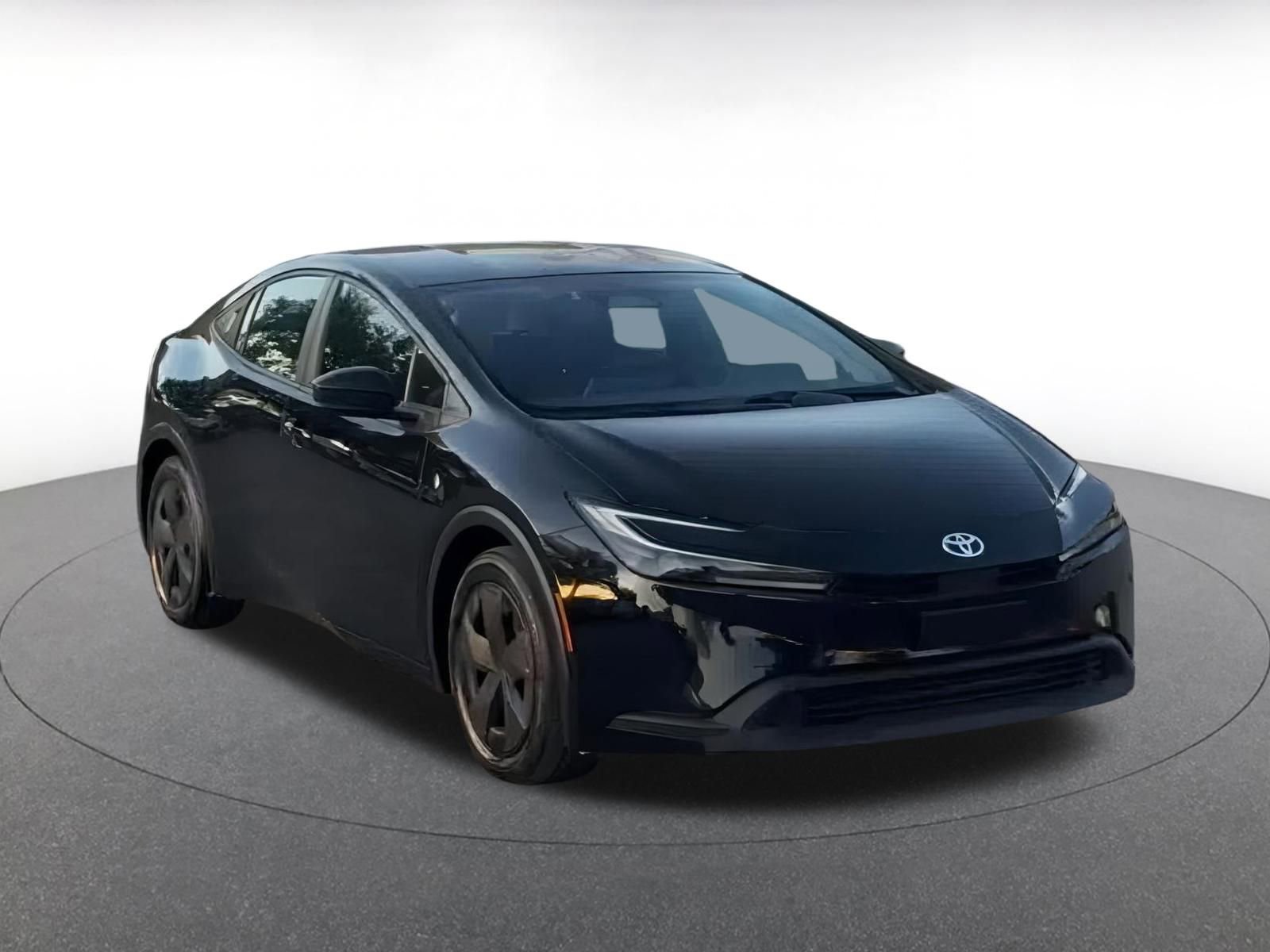 Thumbnail: 2025 Toyota Prius - 3