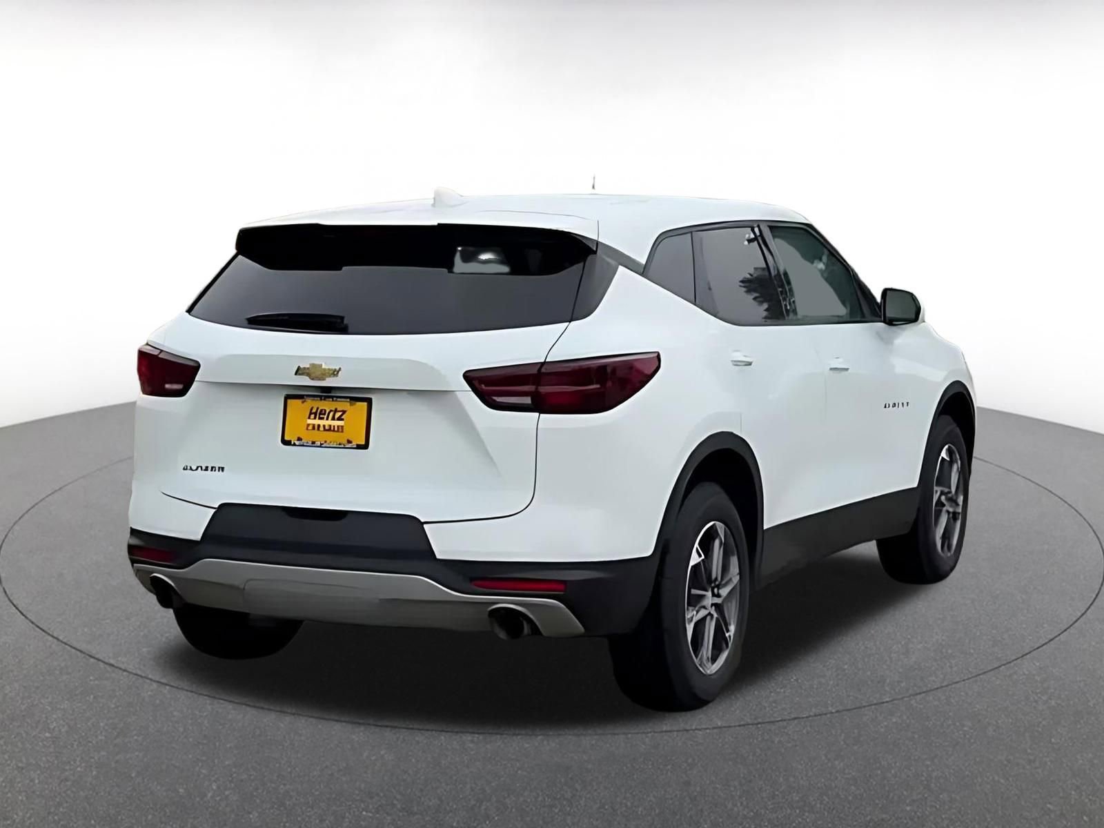 Thumbnail: 2025 Chevrolet Blazer - 15
