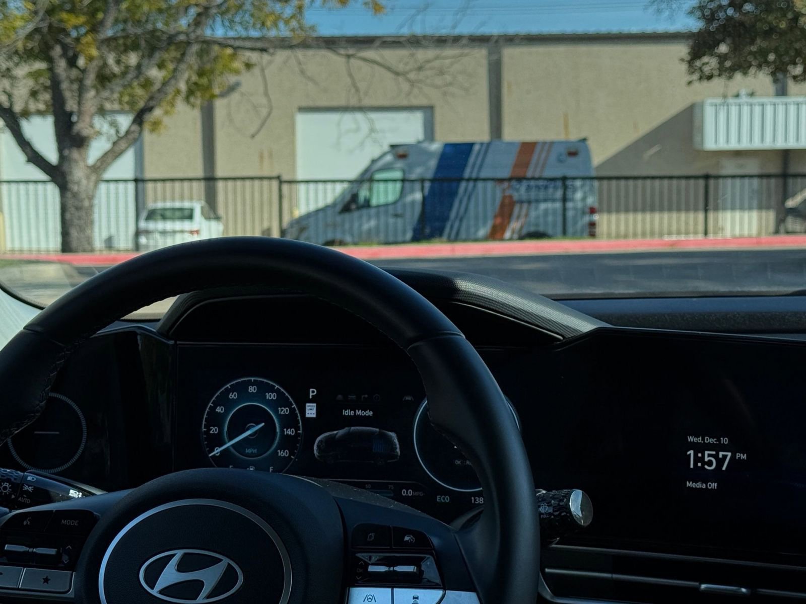 Thumbnail: 2025 Hyundai Elantra - 35