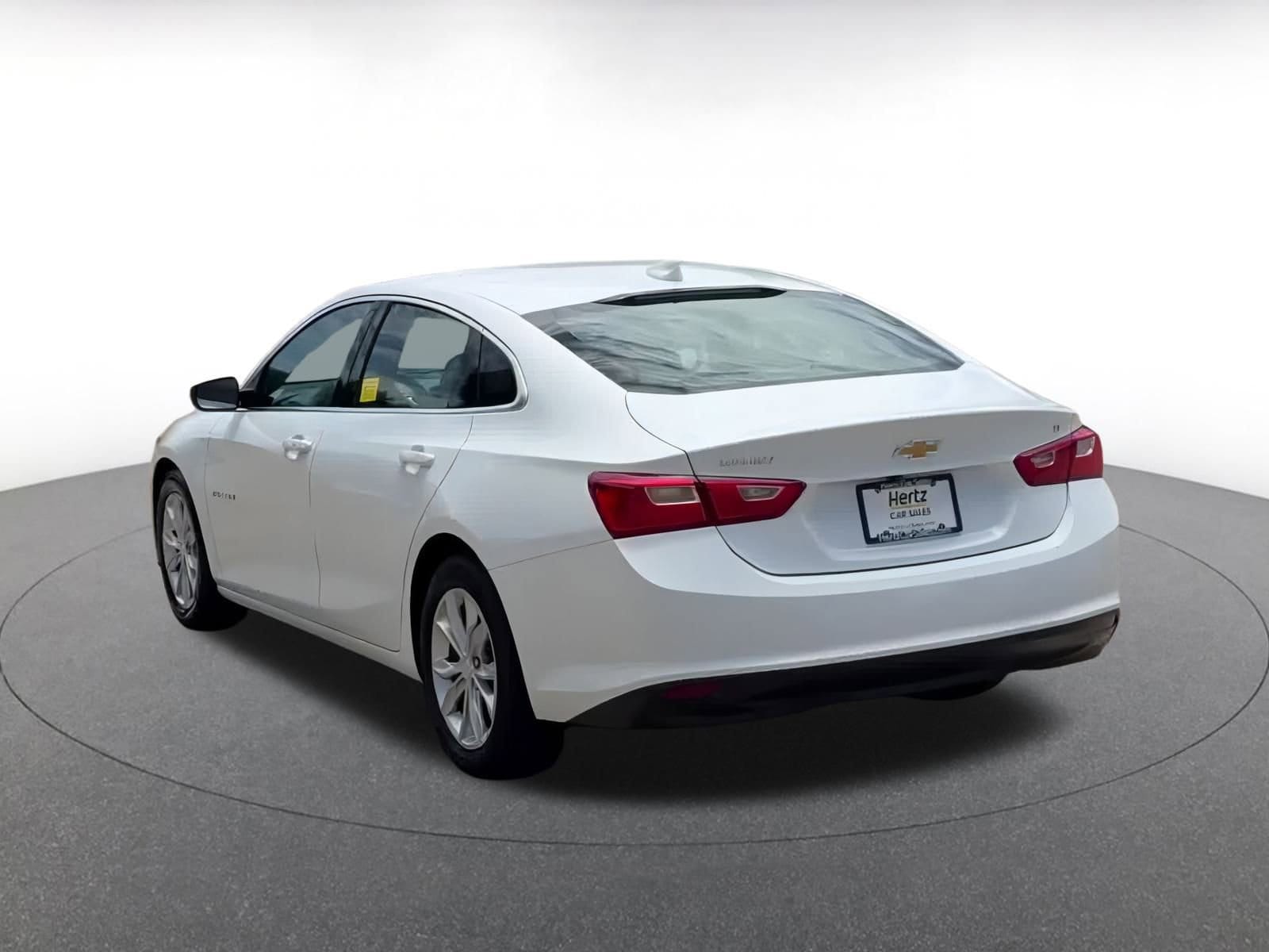 Thumbnail: 2023 Chevrolet Malibu - 11