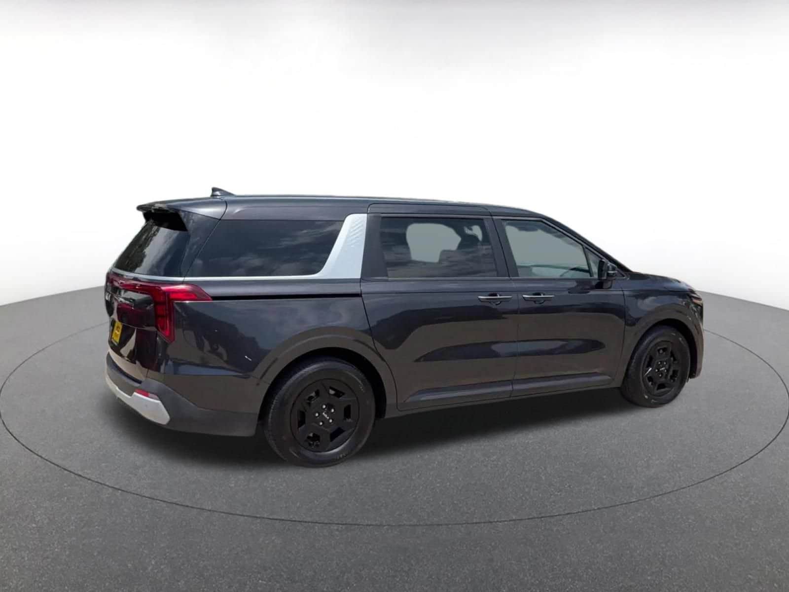 Thumbnail: 2026 Kia Carnival - 15