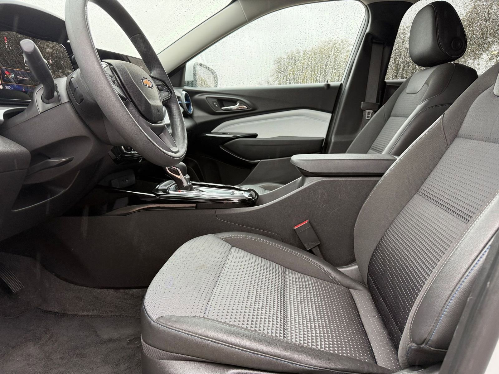 Thumbnail: 2025 Chevrolet Trax - 27