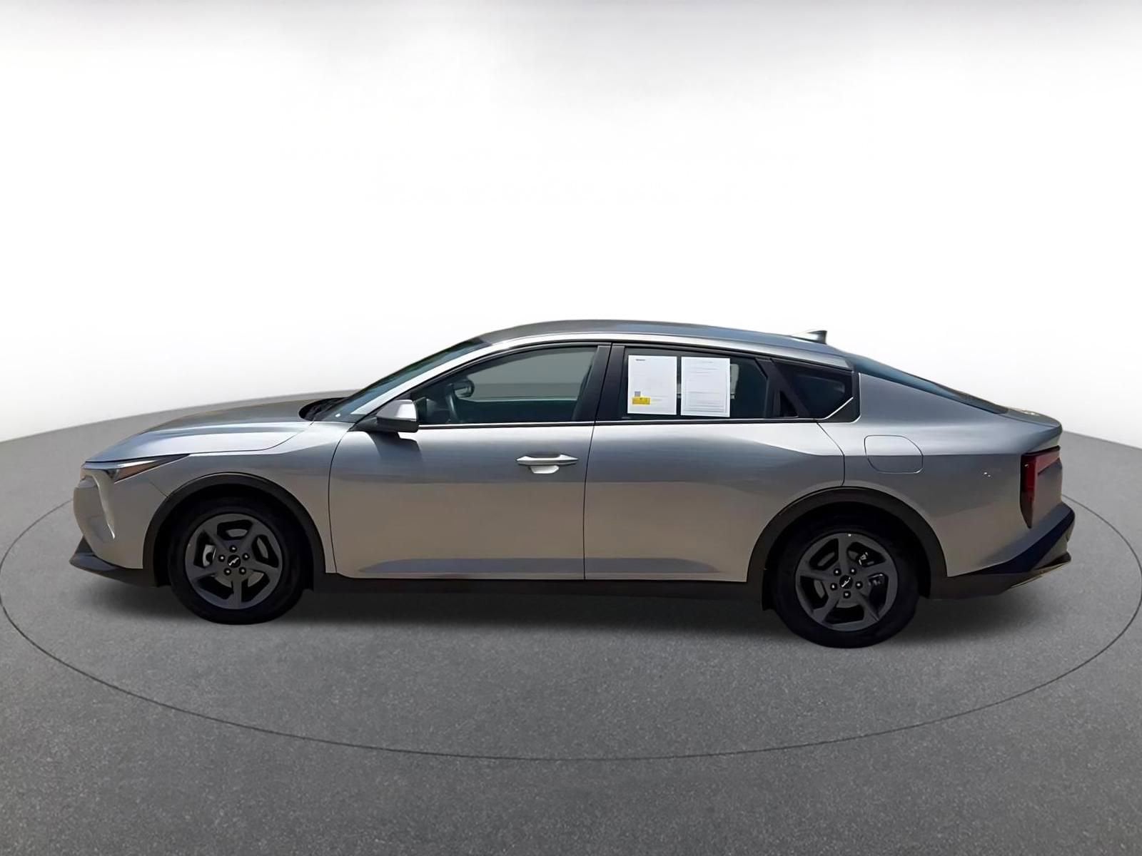 Thumbnail: 2025 Kia K4 - 9