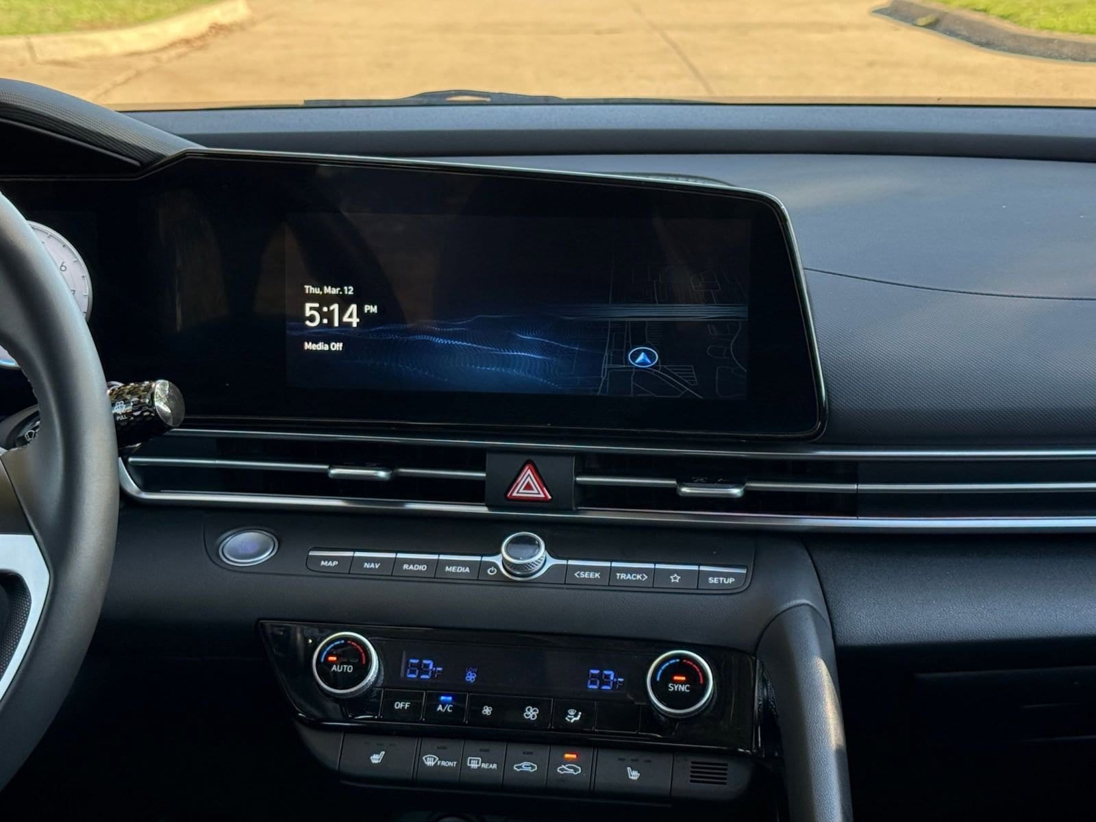 Thumbnail: 2025 Hyundai Elantra - 17