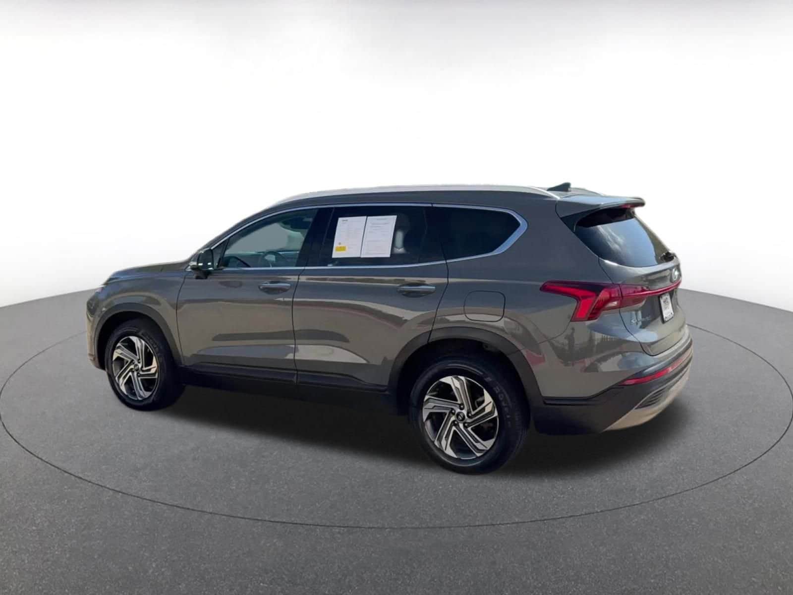 Thumbnail: 2023 Hyundai Santa Fe - 10