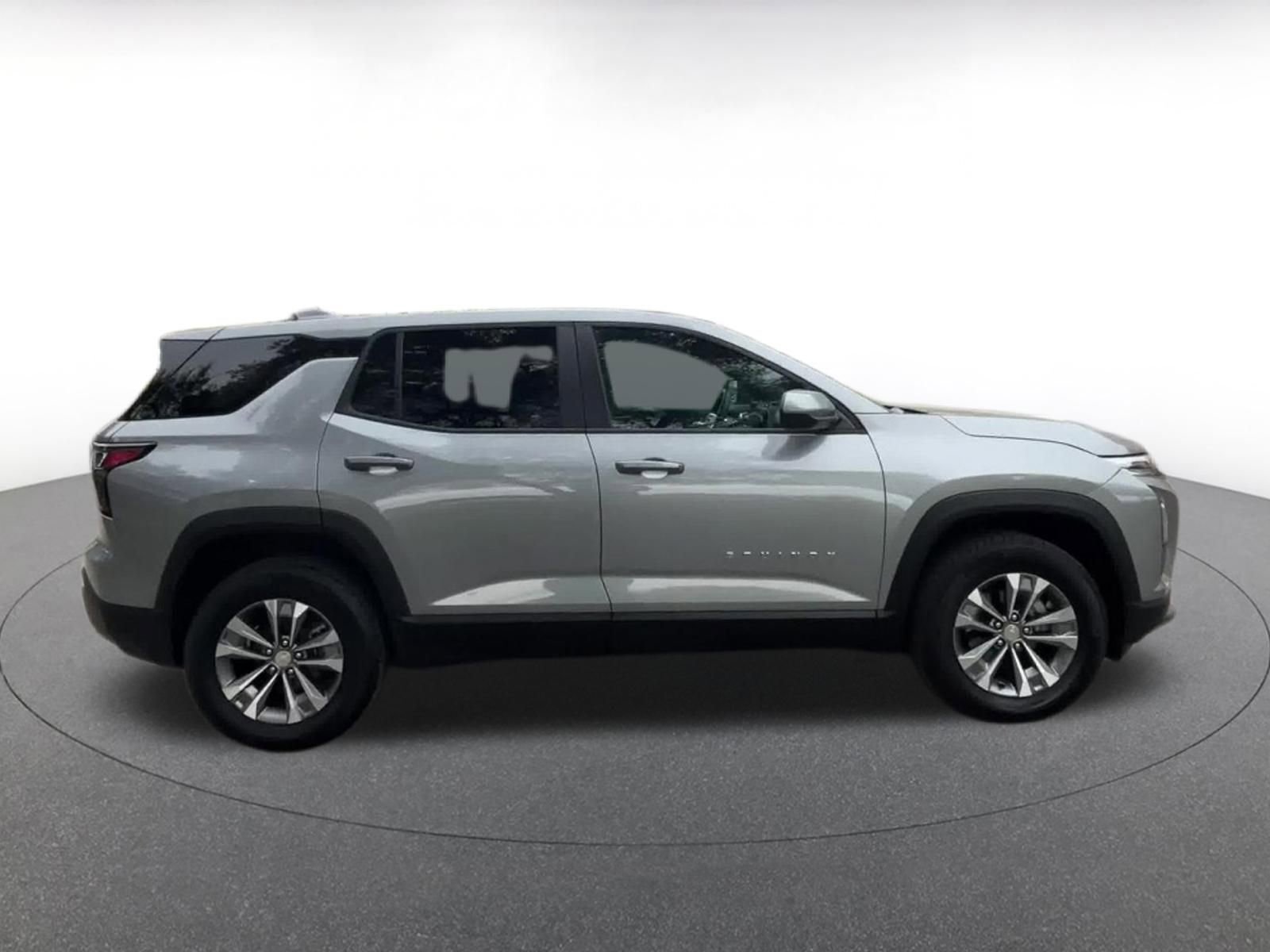 Thumbnail: 2025 Chevrolet Equinox - 16