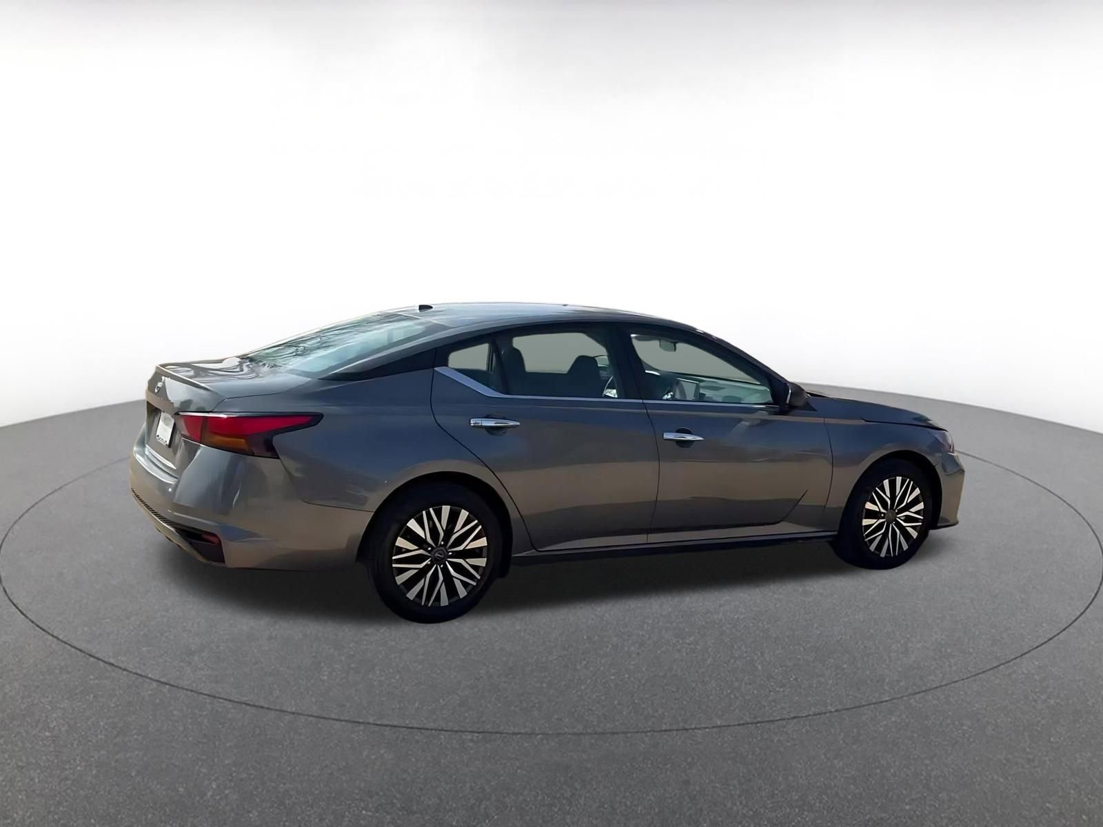 Thumbnail: 2025 Nissan Altima - 14