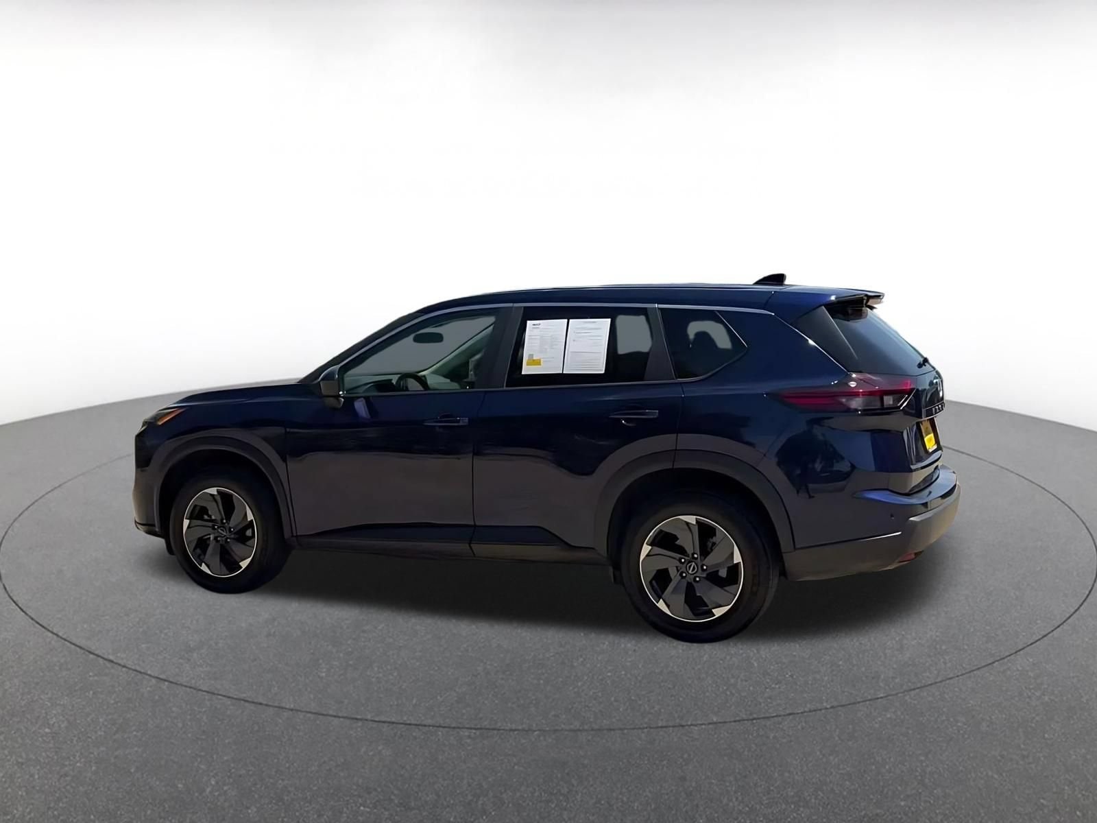 Thumbnail: 2025 Nissan Rogue - 8