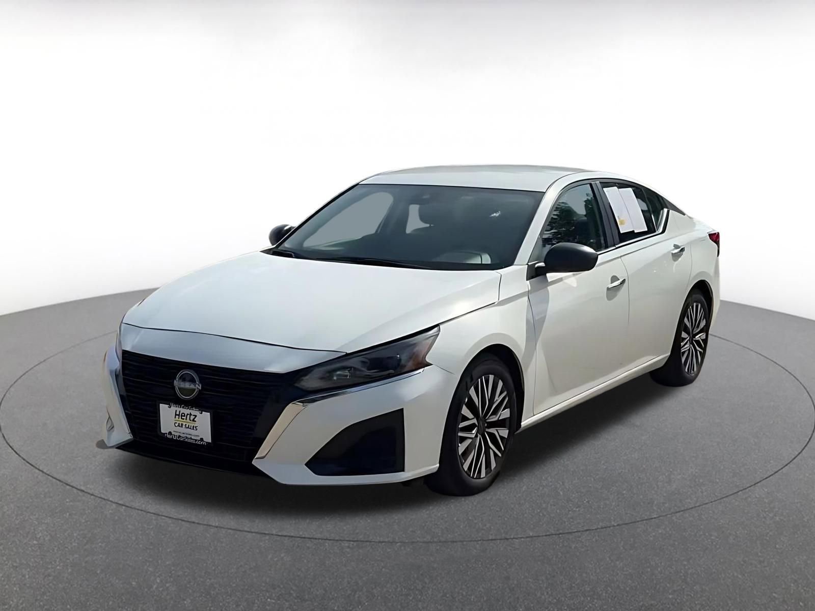 Thumbnail: 2025 Nissan Altima - 7