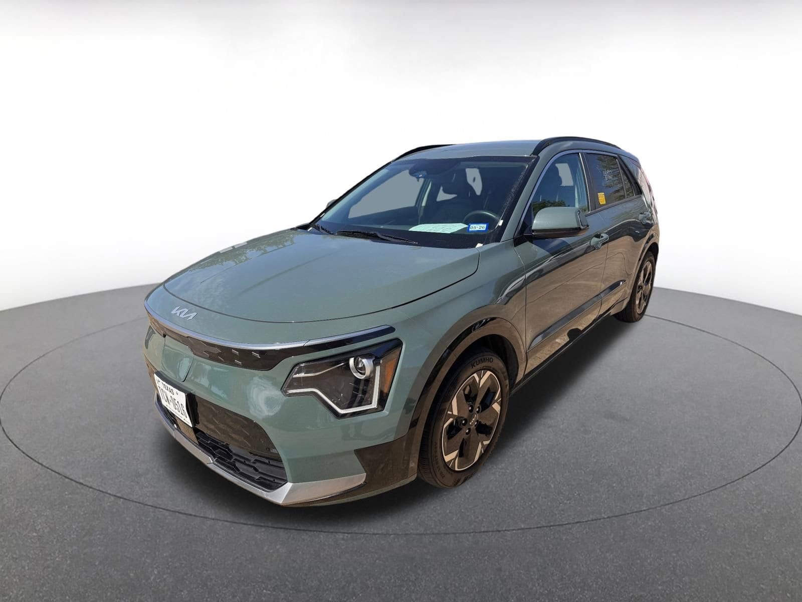 Thumbnail: 2023 Kia Niro - 2