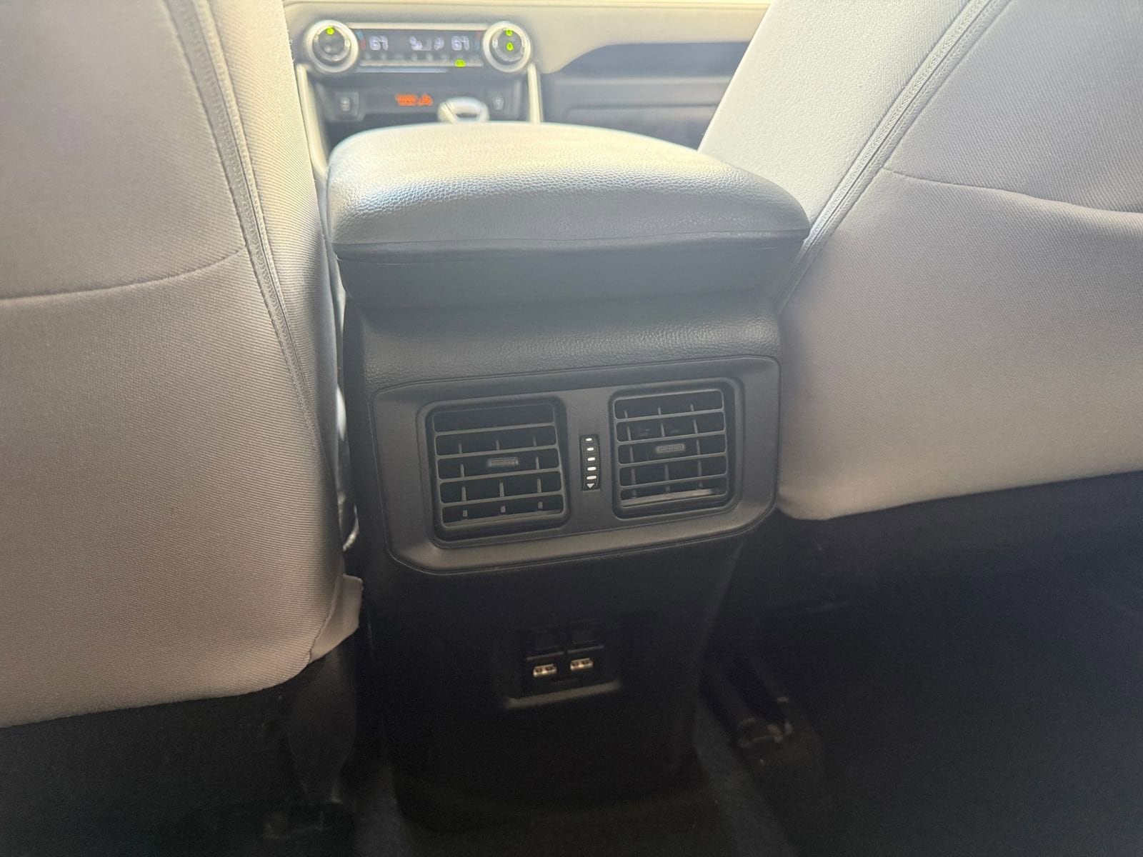 Thumbnail: 2021 Toyota RAV4 - 24