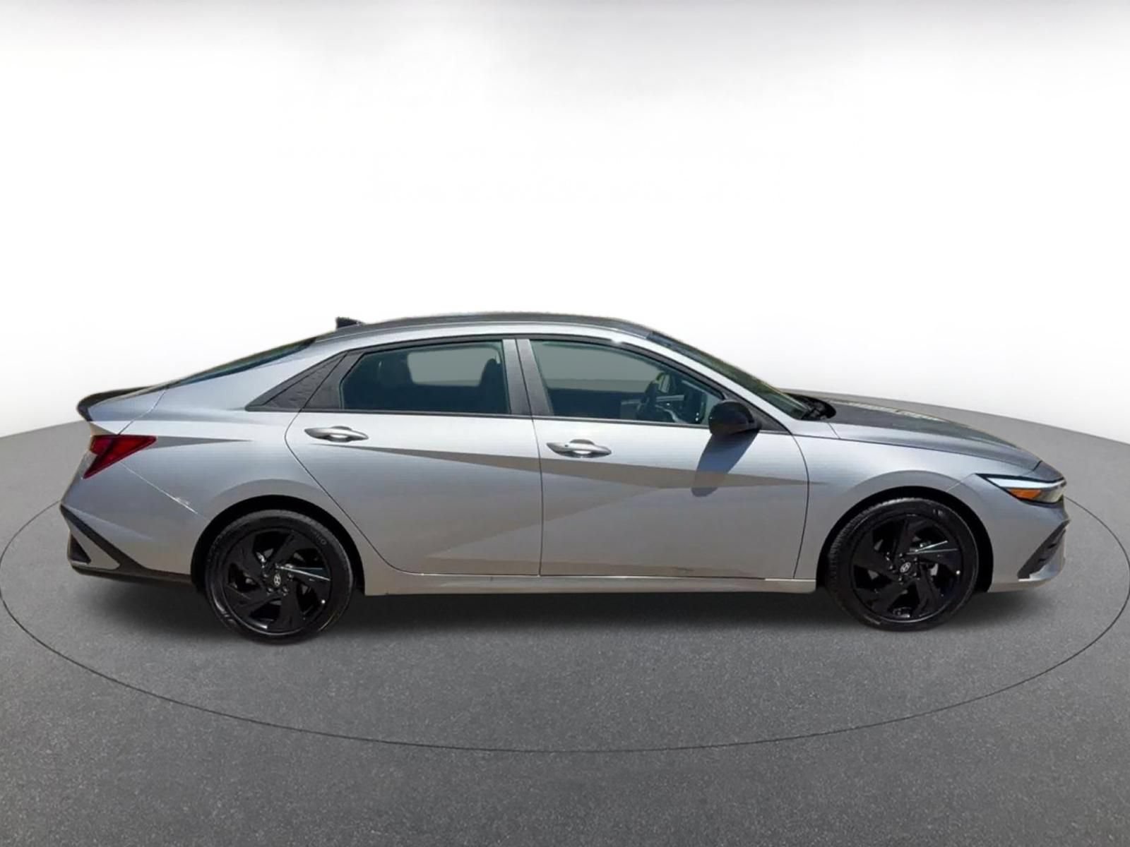 Thumbnail: 2026 Hyundai Elantra - 15