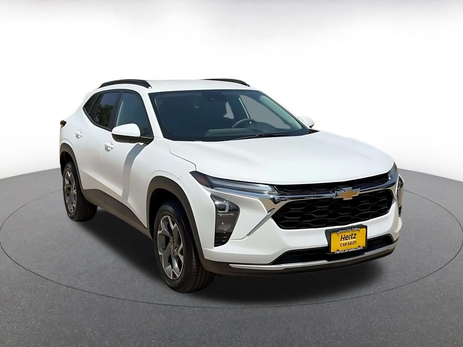 Thumbnail: 2025 Chevrolet Trax - 3