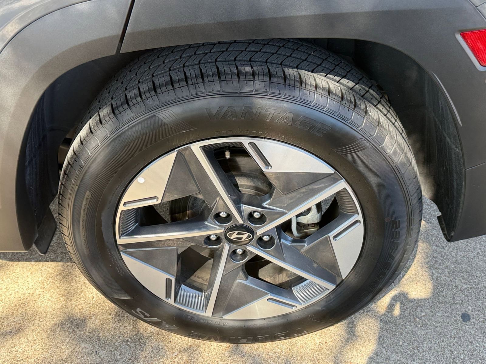 Thumbnail: 2025 Hyundai Tucson - 31