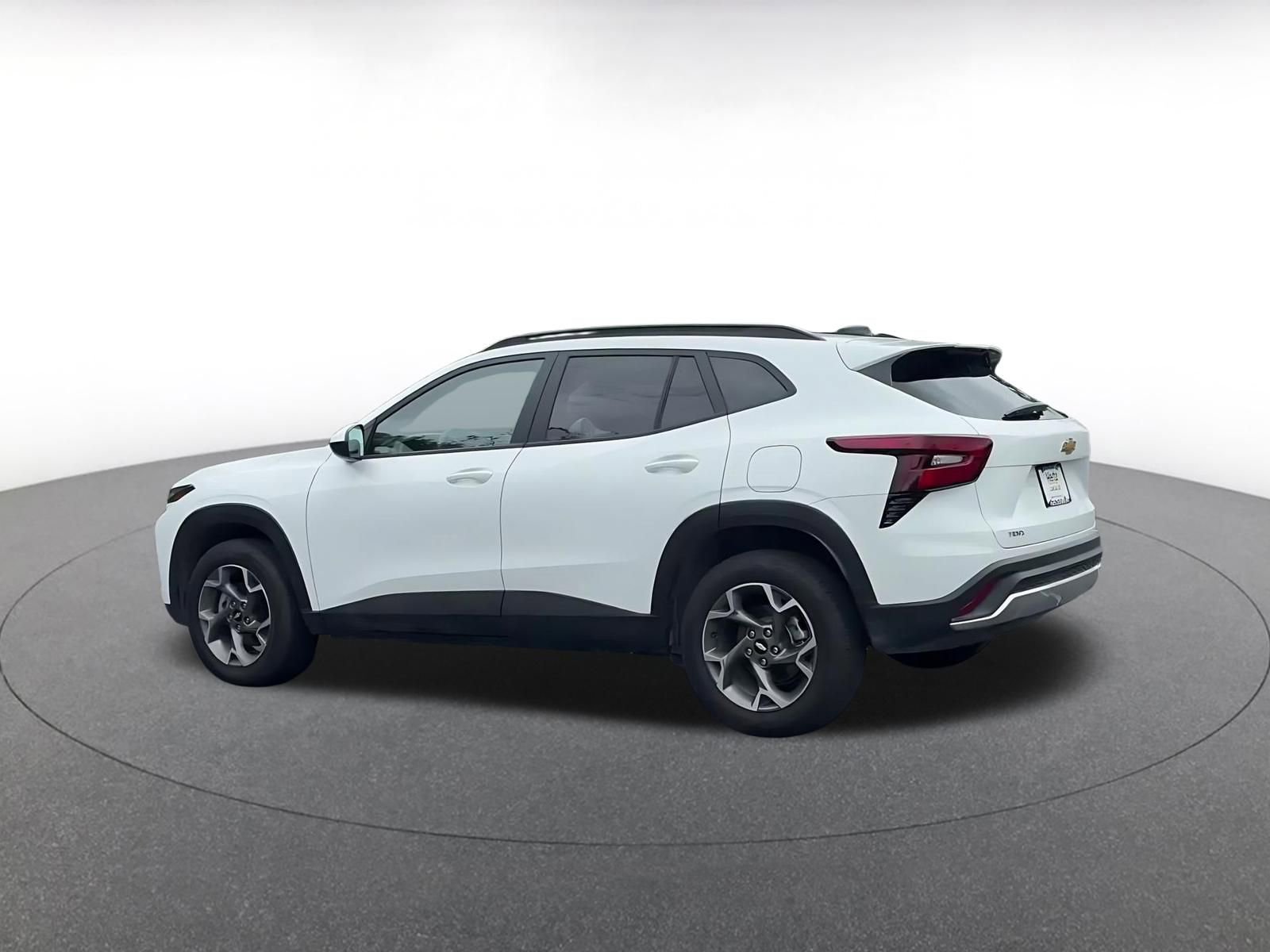 Thumbnail: 2025 Chevrolet Trax - 9