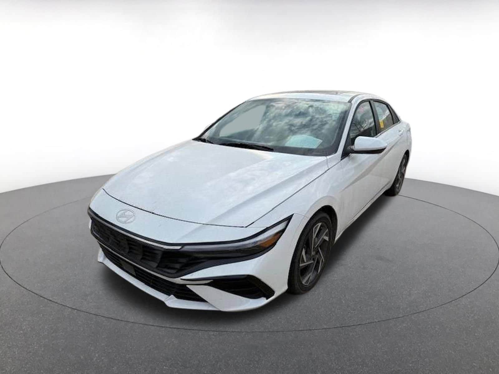 Thumbnail: 2025 Hyundai Elantra - 2