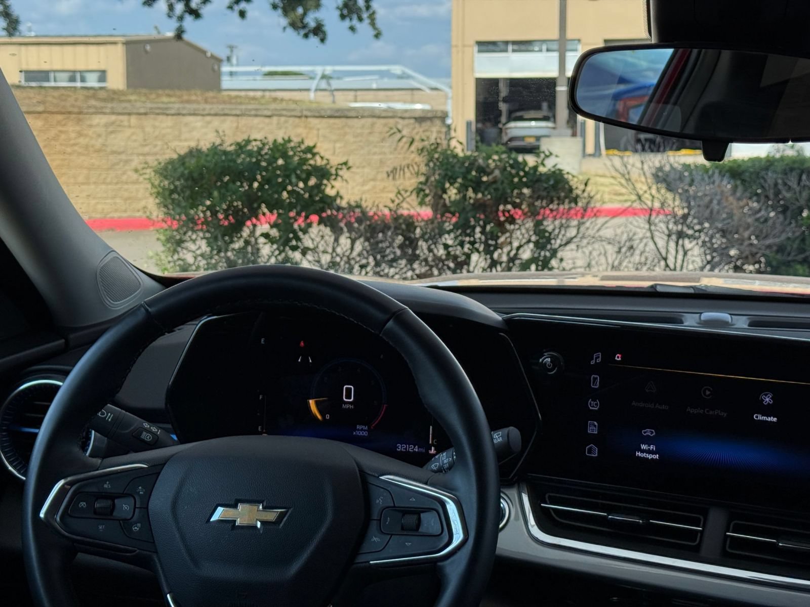 Thumbnail: 2025 Chevrolet Trax - 34