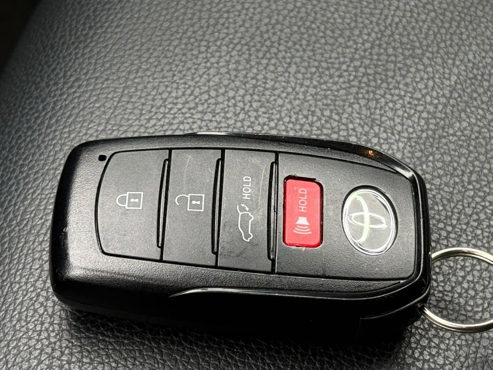 Thumbnail: 2024 Toyota Highlander - 21