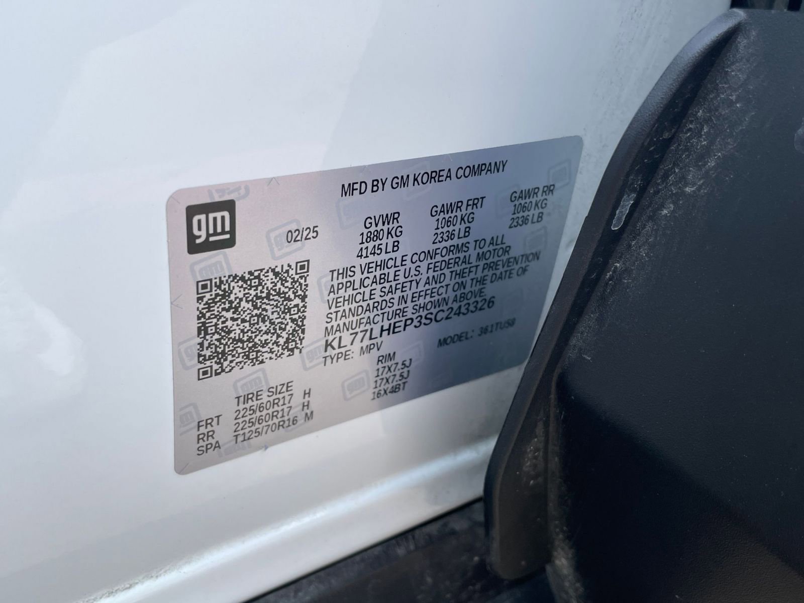 Thumbnail: 2025 Chevrolet Trax - 32