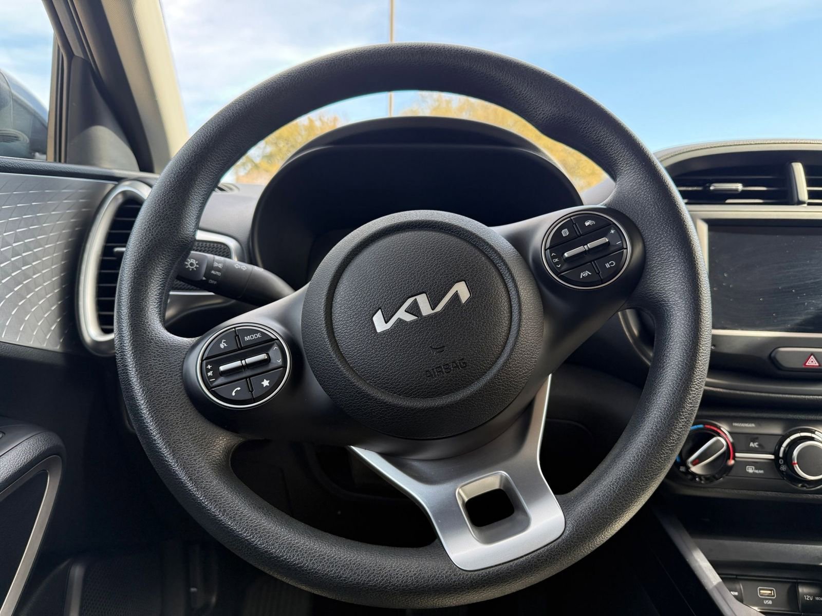 Thumbnail: 2025 Kia Soul - 28