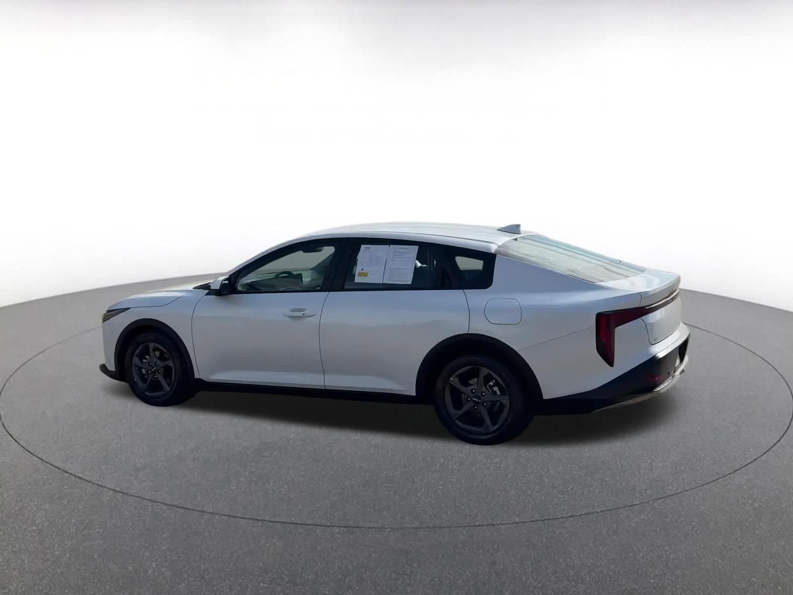 Thumbnail: 2025 Kia K4 - 10