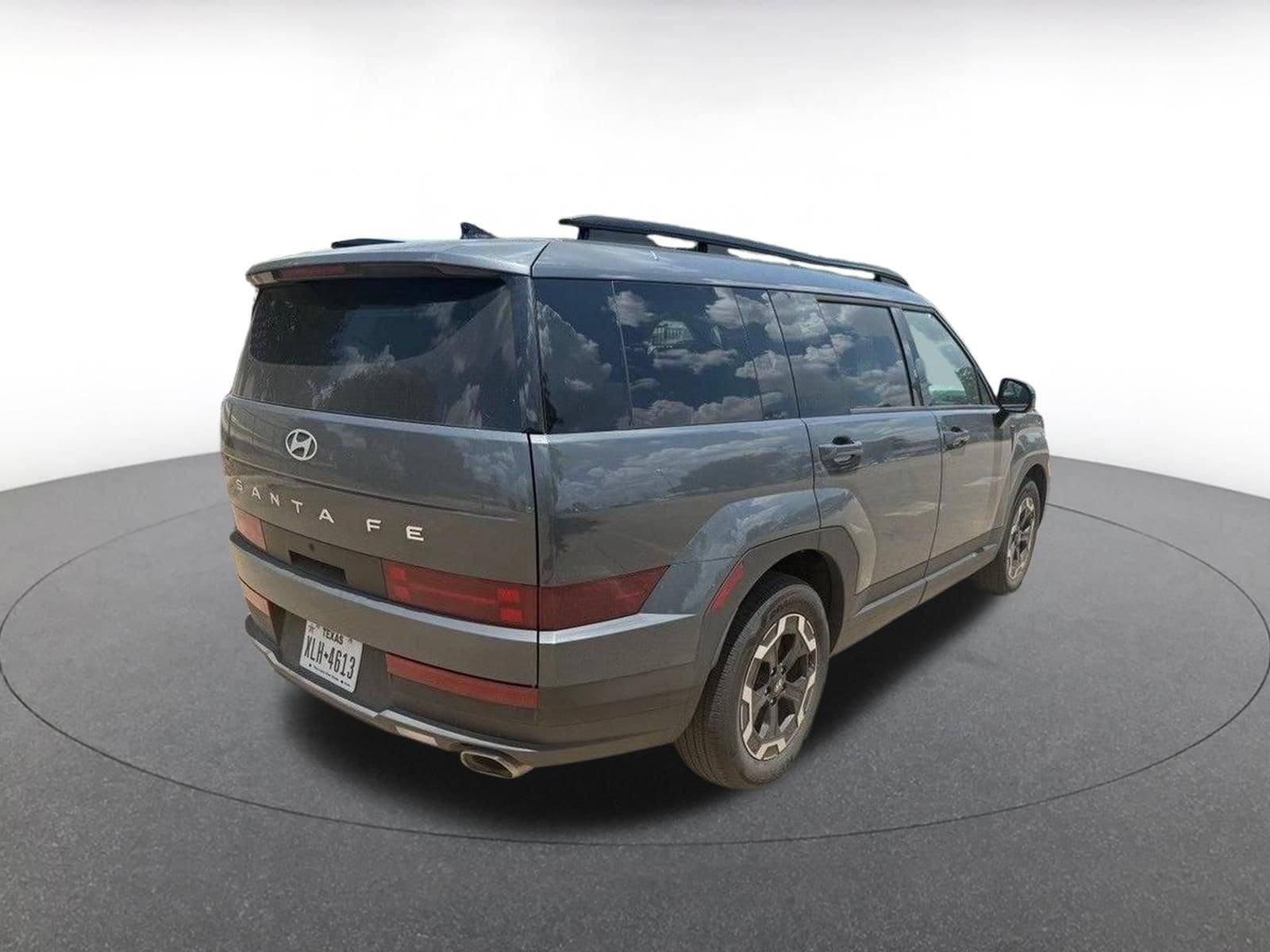 Thumbnail: 2026 Hyundai Santa Fe - 4