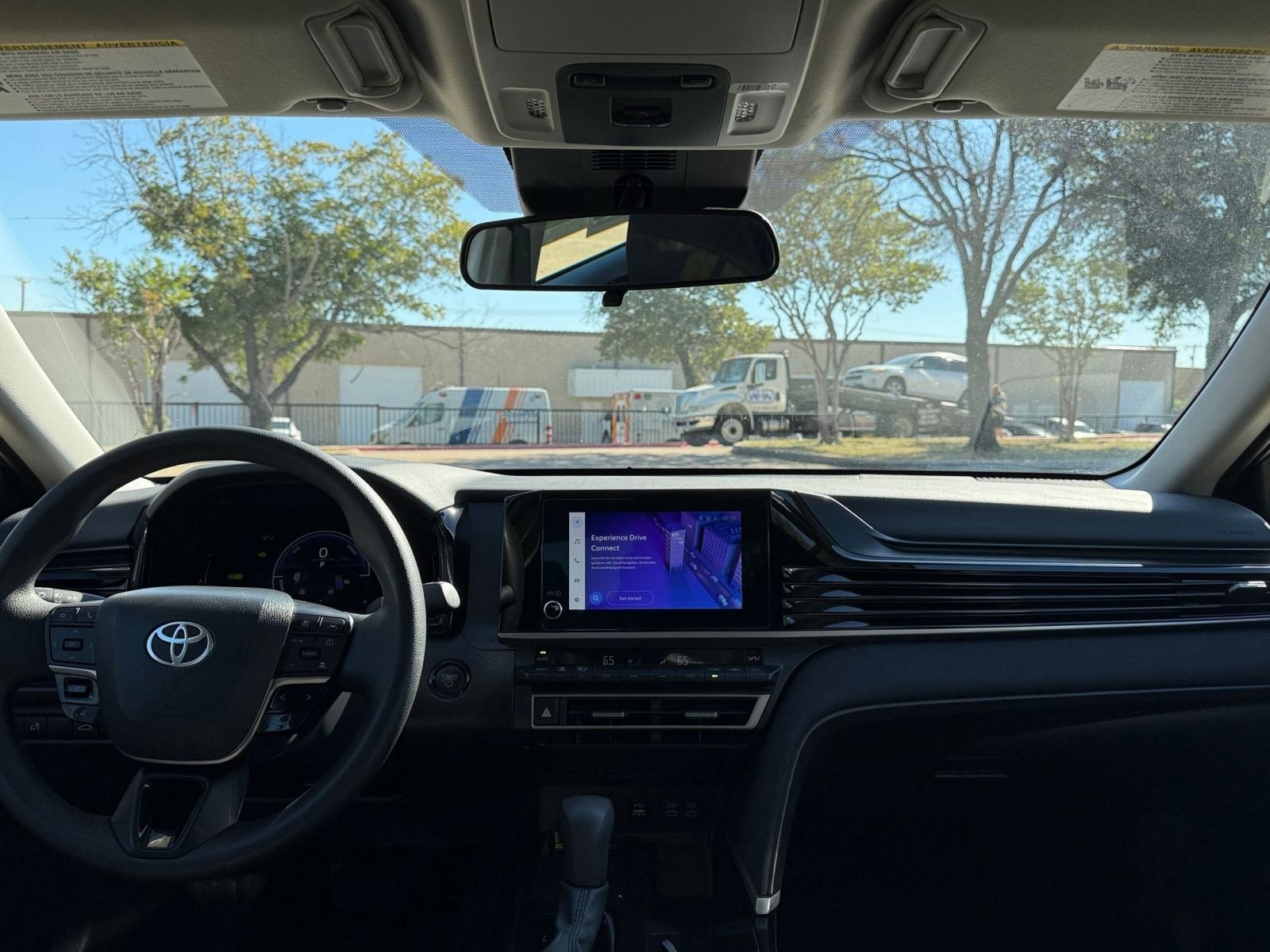 Thumbnail: 2025 Toyota Camry - 33