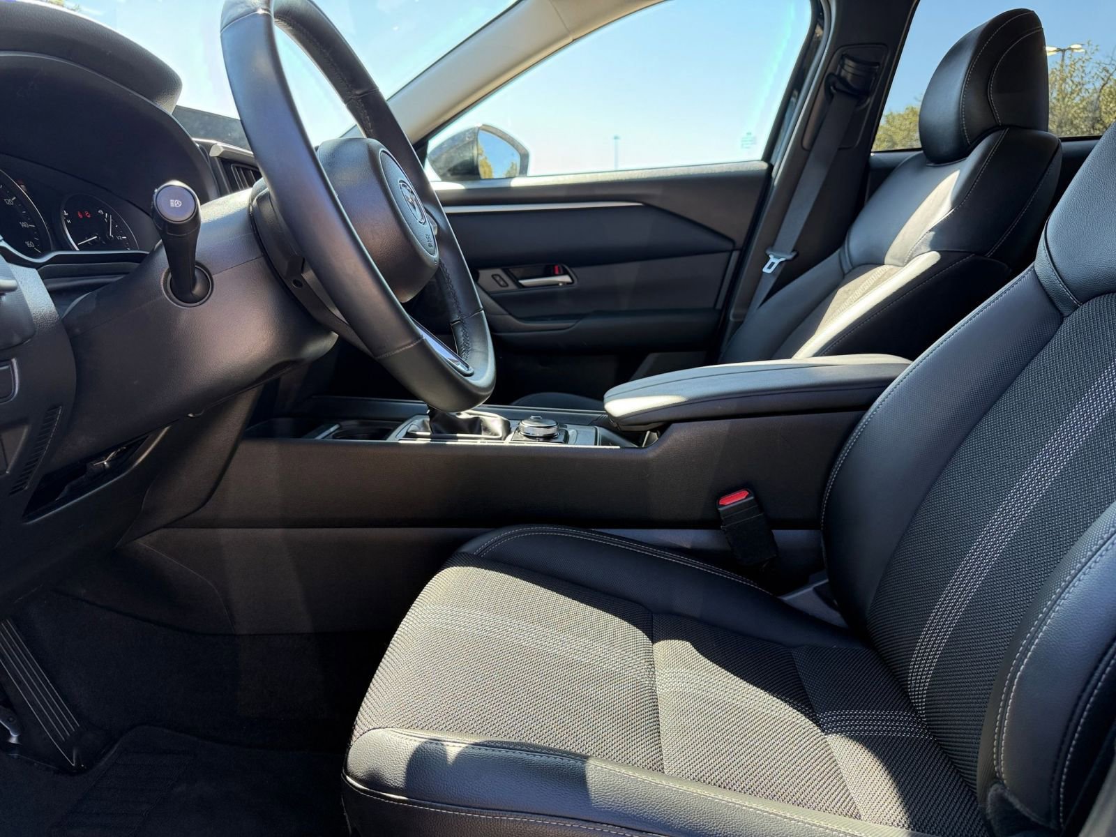 Thumbnail: 2025 Mazda CX-50 - 27