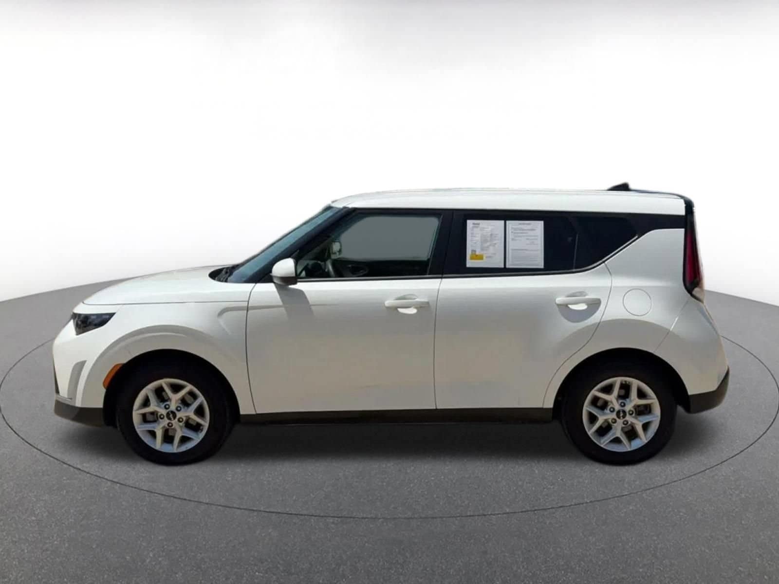 Thumbnail: 2025 Kia Soul - 9