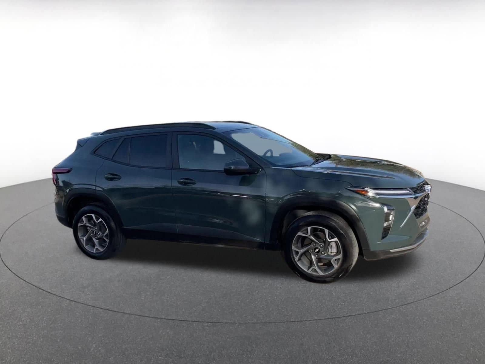 Thumbnail: 2025 Chevrolet Trax - 1