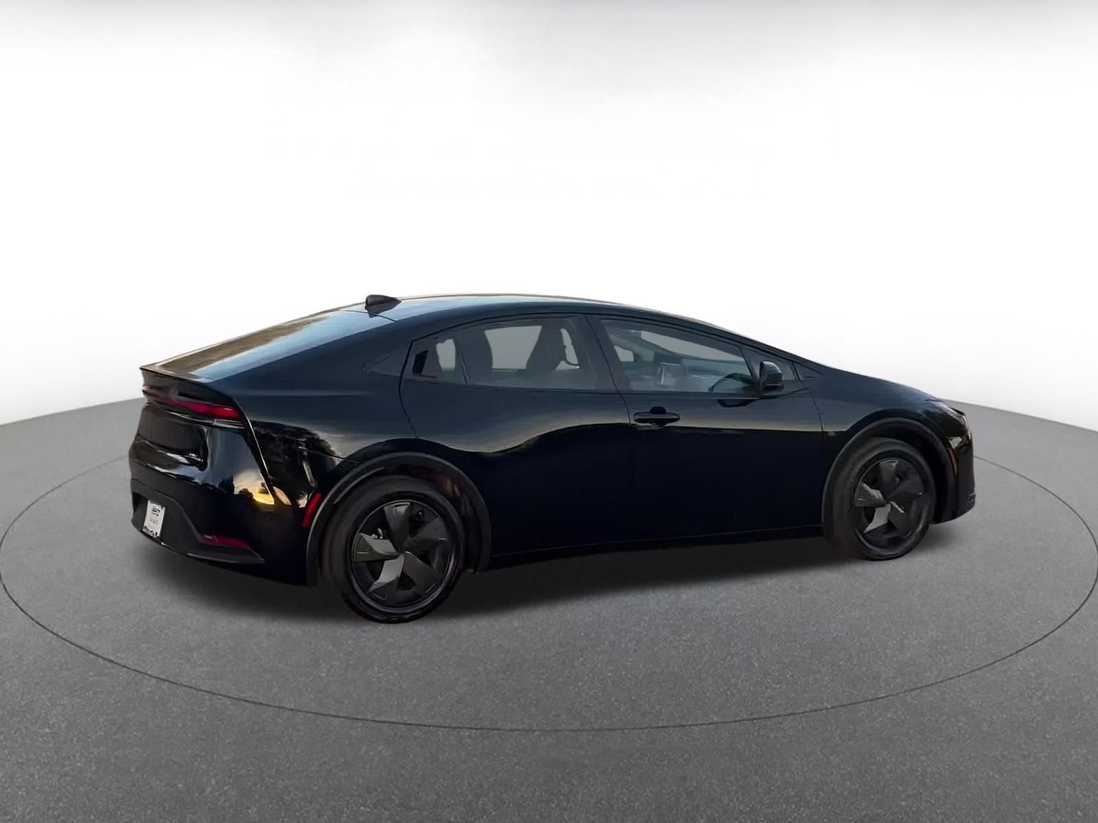 Thumbnail: 2025 Toyota Prius - 11