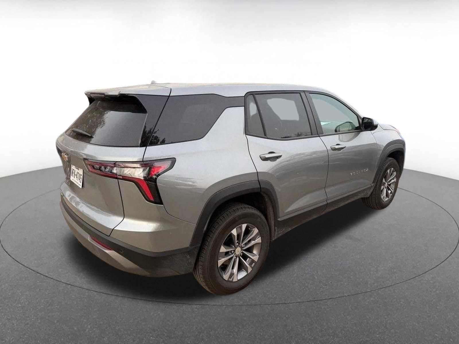 Thumbnail: 2025 Chevrolet Equinox - 4