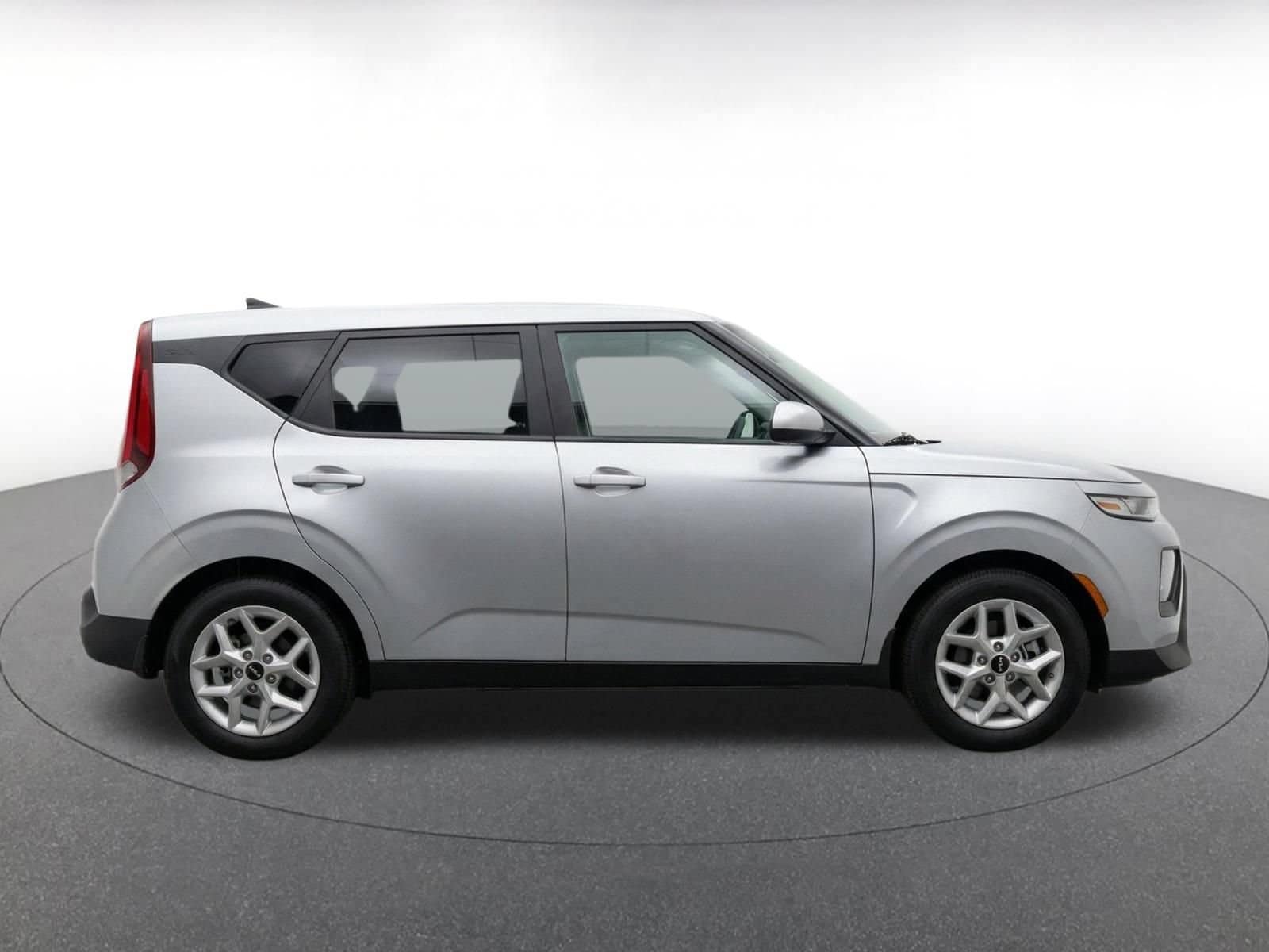 Thumbnail: 2025 Kia Soul - 10