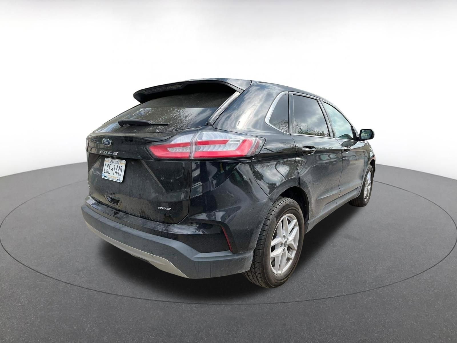 Thumbnail: 2024 Ford Edge - 5