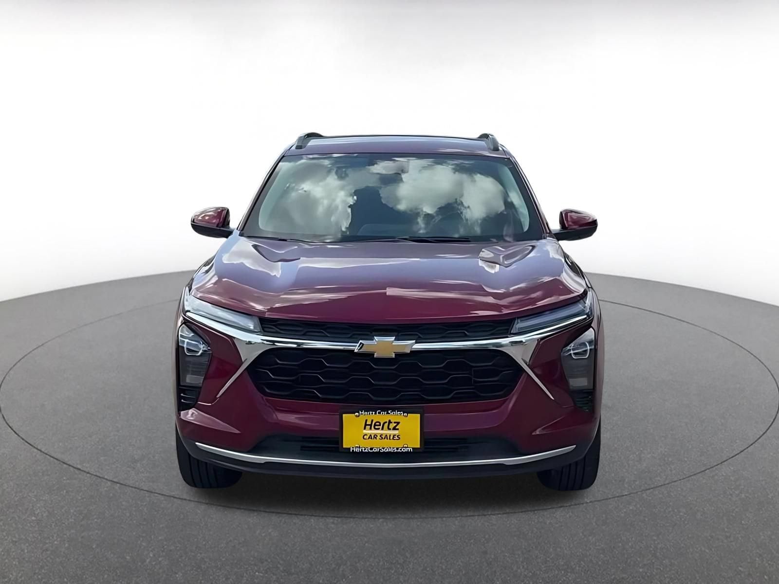 Thumbnail: 2025 Chevrolet Trax - 4