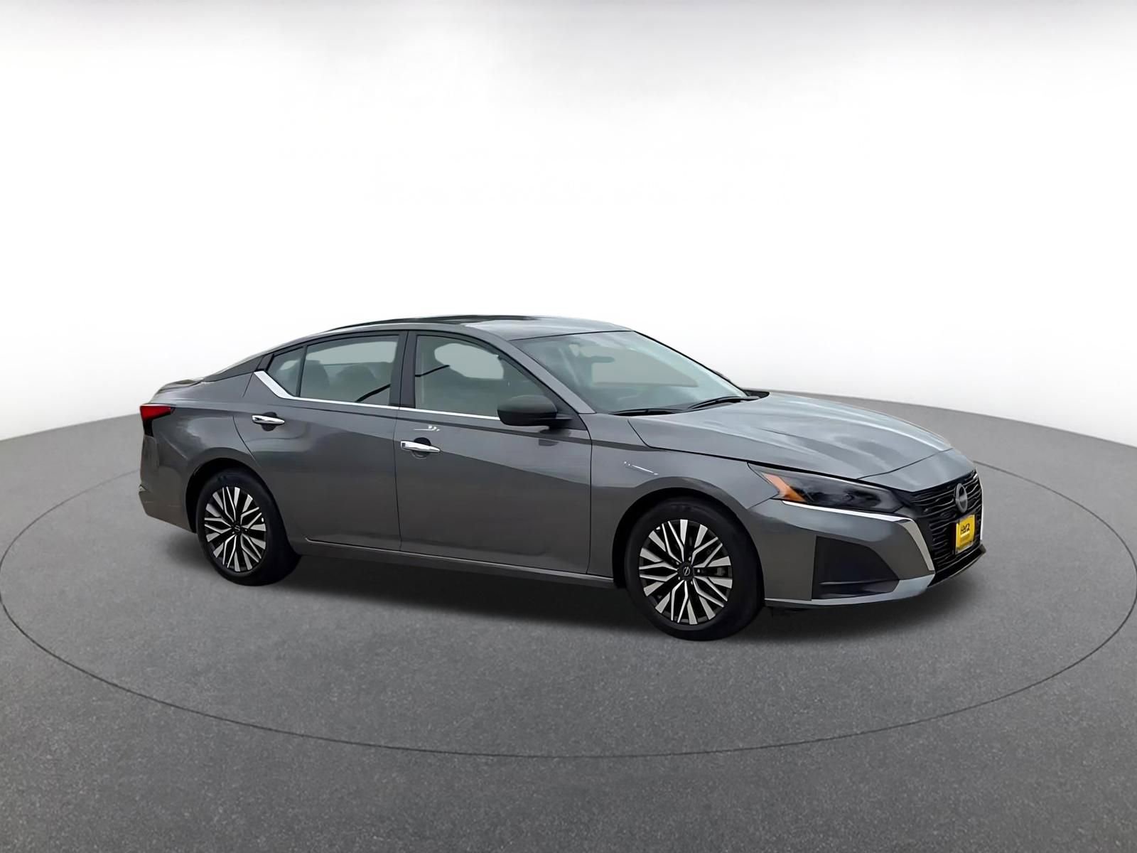 Thumbnail: 2025 Nissan Altima - 2